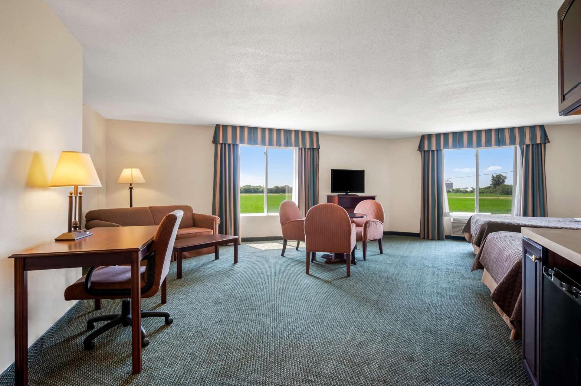 Best Western Annawan Inn photo 17