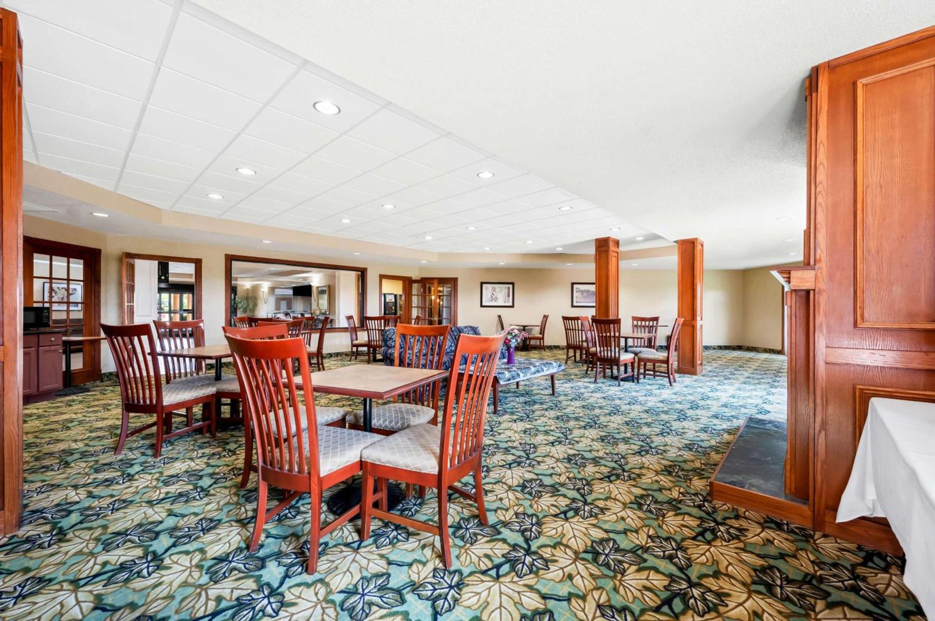 Best Western Annawan Inn photo 29