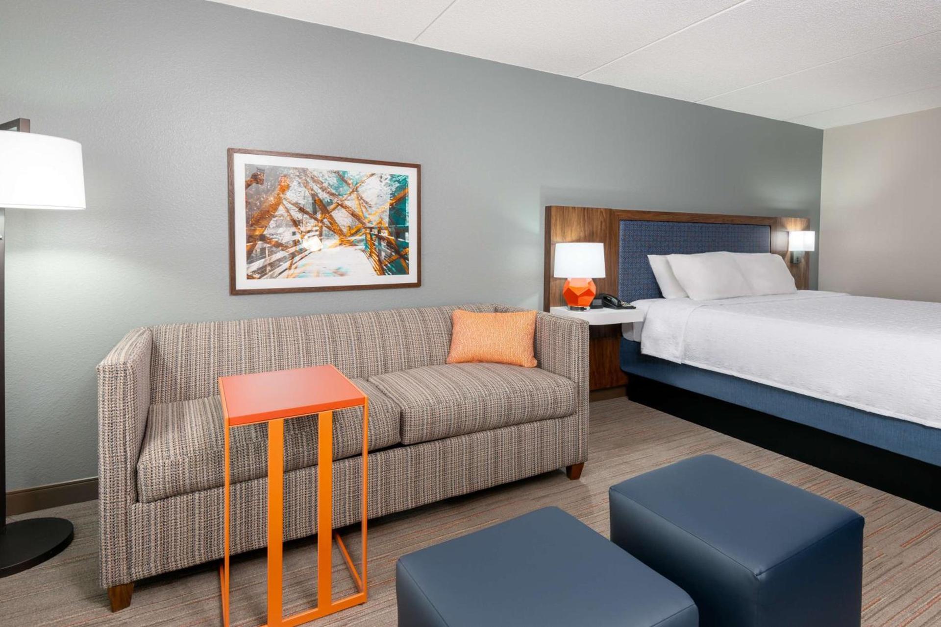 Hampton Inn & Suites Charlottesville at the University photo 29