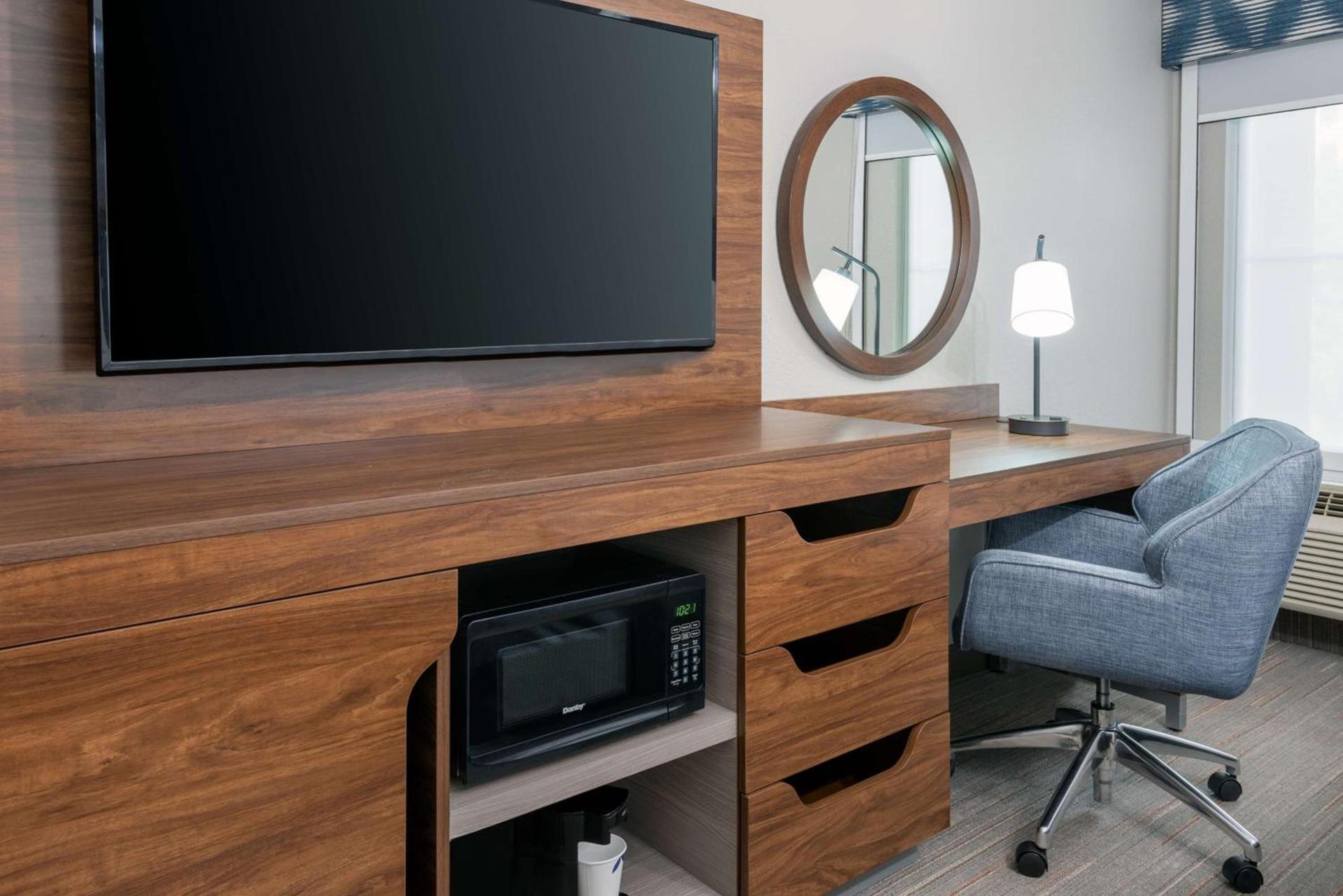 Hampton Inn & Suites Charlottesville at the University photo 35