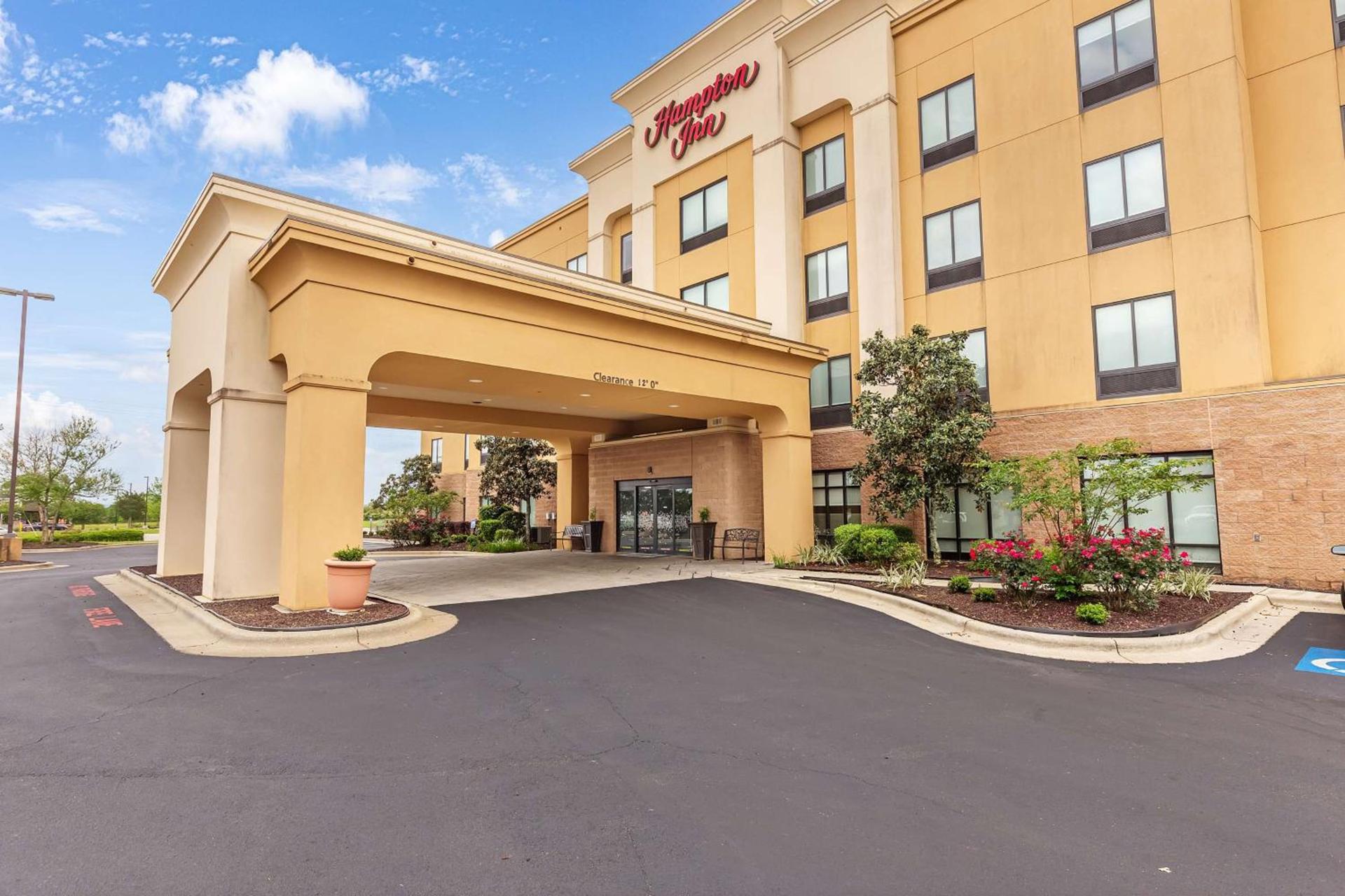 Hampton Inn - Atmore photo 2