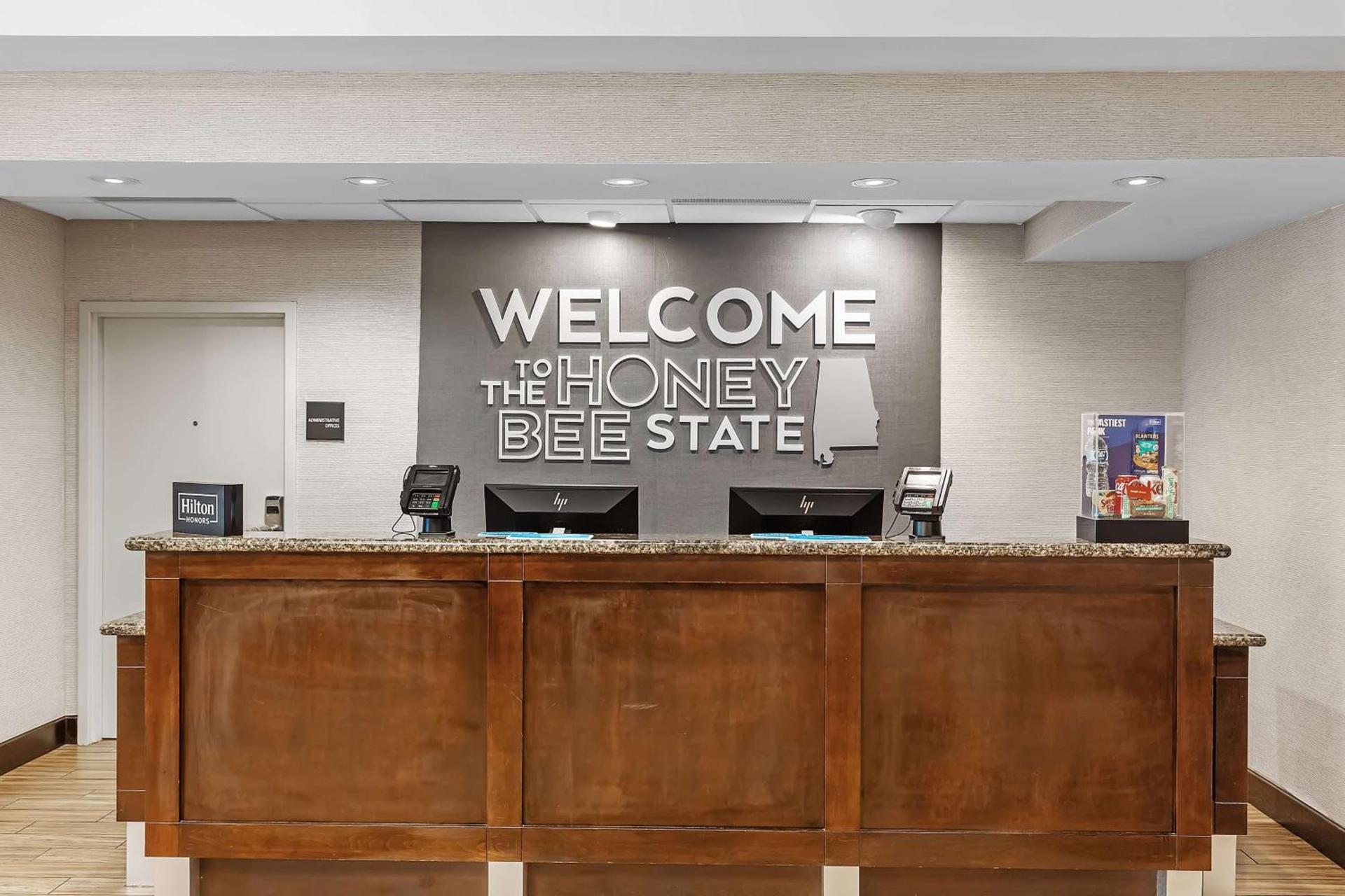 Hampton Inn - Atmore photo 6