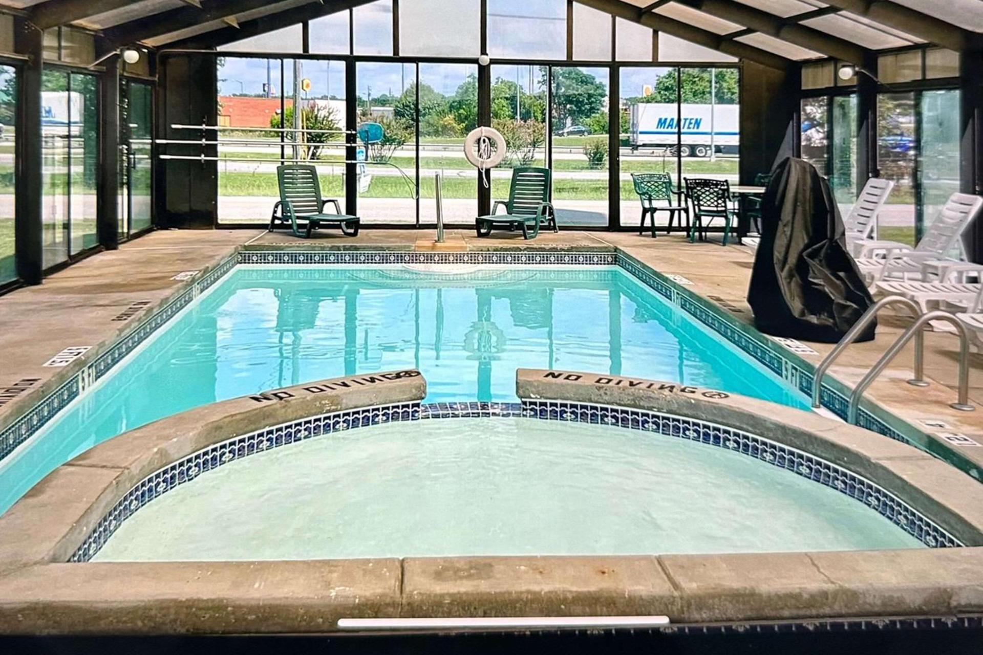 Quality Inn Byron - Warner Robins photo 10
