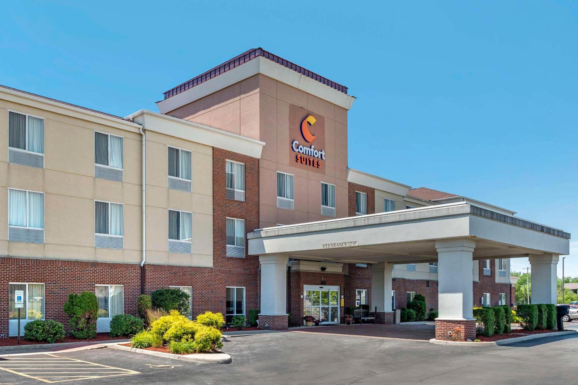 Comfort Suites Urbana Champaign, University Area — hotel in Champaign