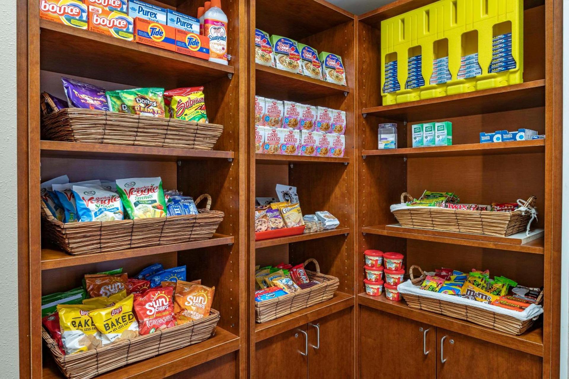 Comfort Suites Urbana Champaign, University Area photo 38