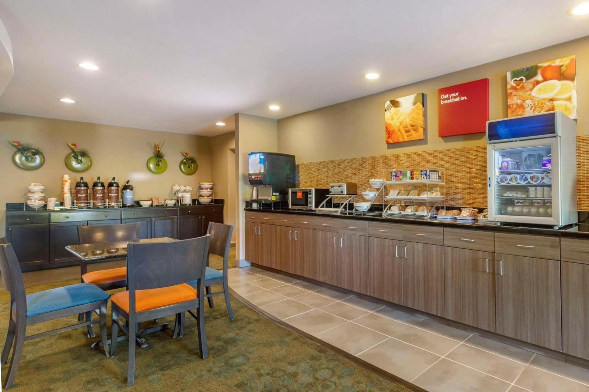 Comfort Suites Knoxville West - Farragut photo 28