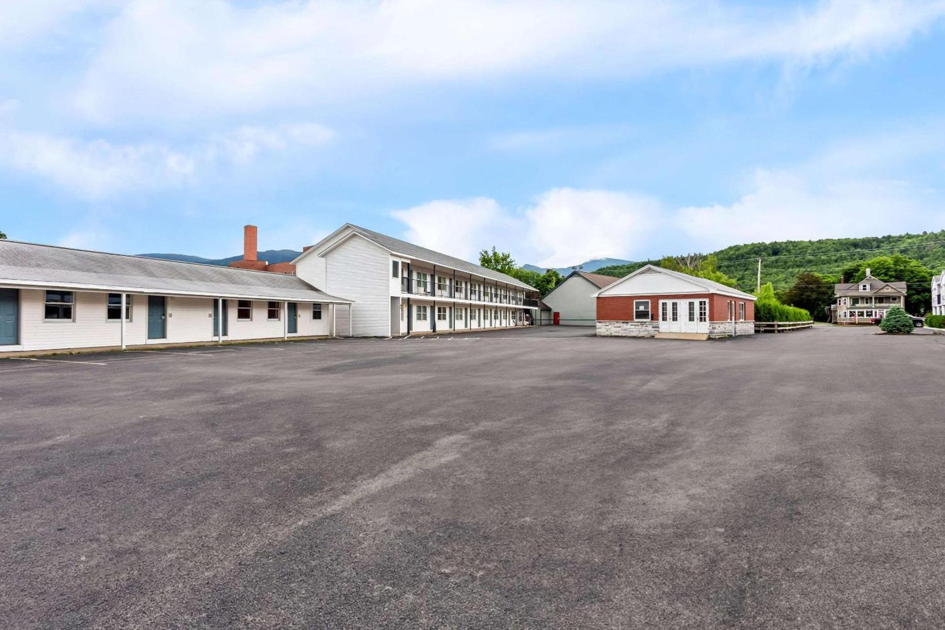 Rodeway Inn Gorham Riverside photo 3