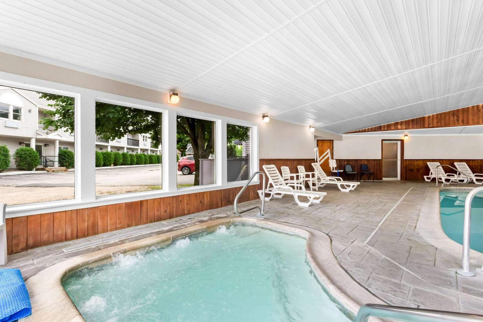 Rodeway Inn Gorham Riverside photo 15
