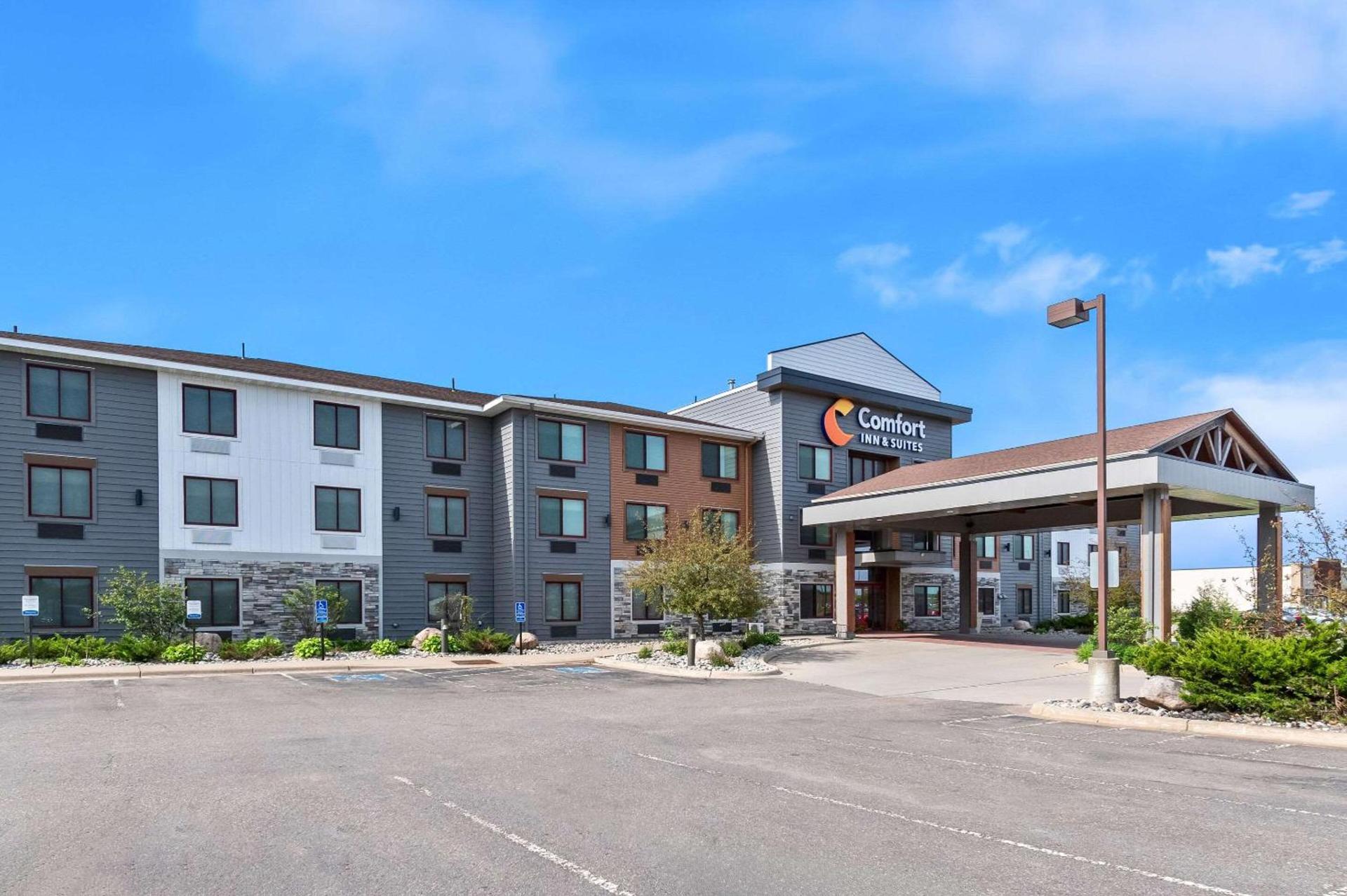 Comfort Inn & Suites Mountain Iron and Virginia photo 1