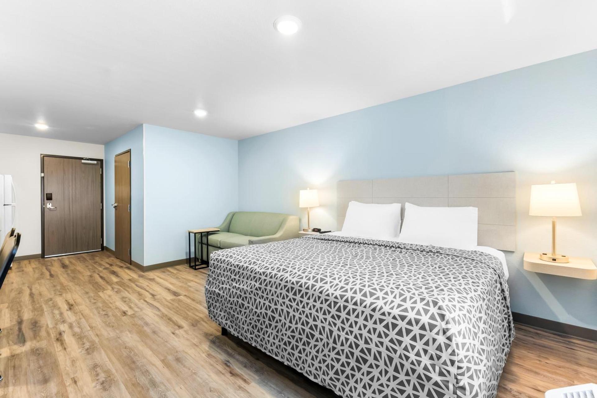 WoodSpring Suites Bluffdale Salt Lake City photo 54