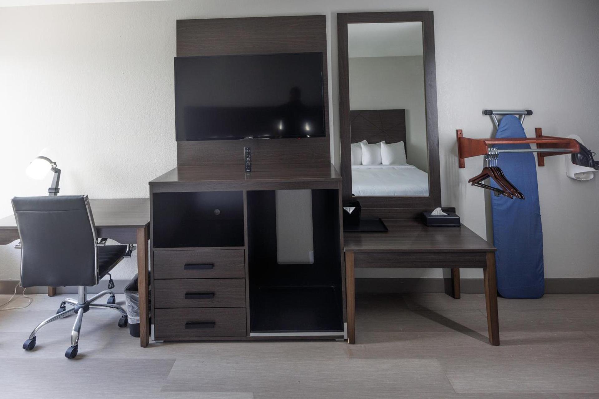 B&B Hotel Miami Airport photo 25