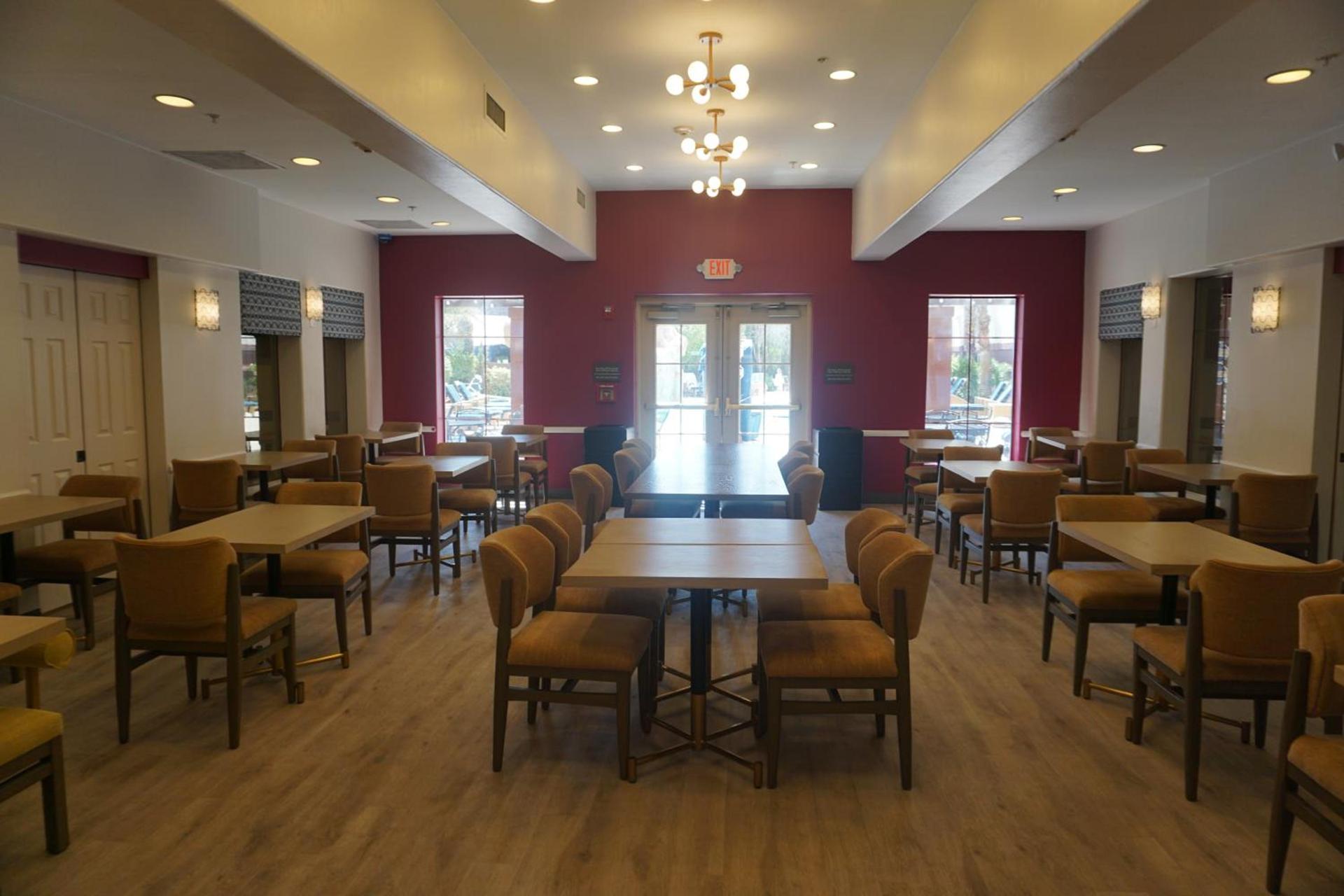 Hampton Inn Tropicana photo 7