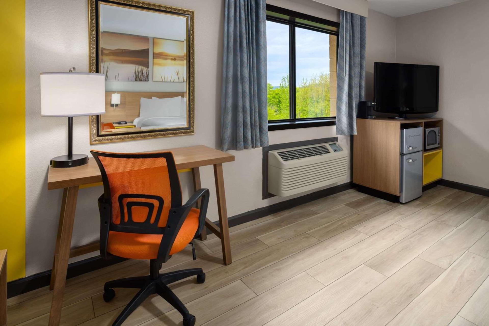 Days Inn by Wyndham Wurtsboro photo 11