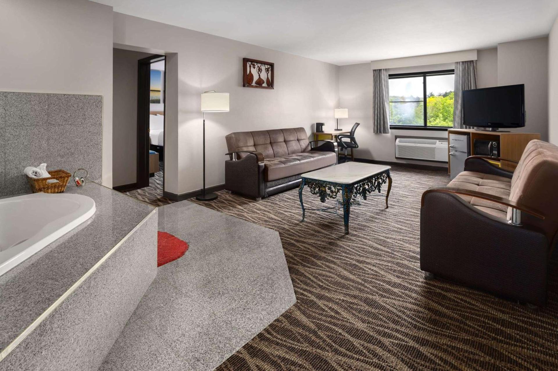 Days Inn by Wyndham Wurtsboro photo 20