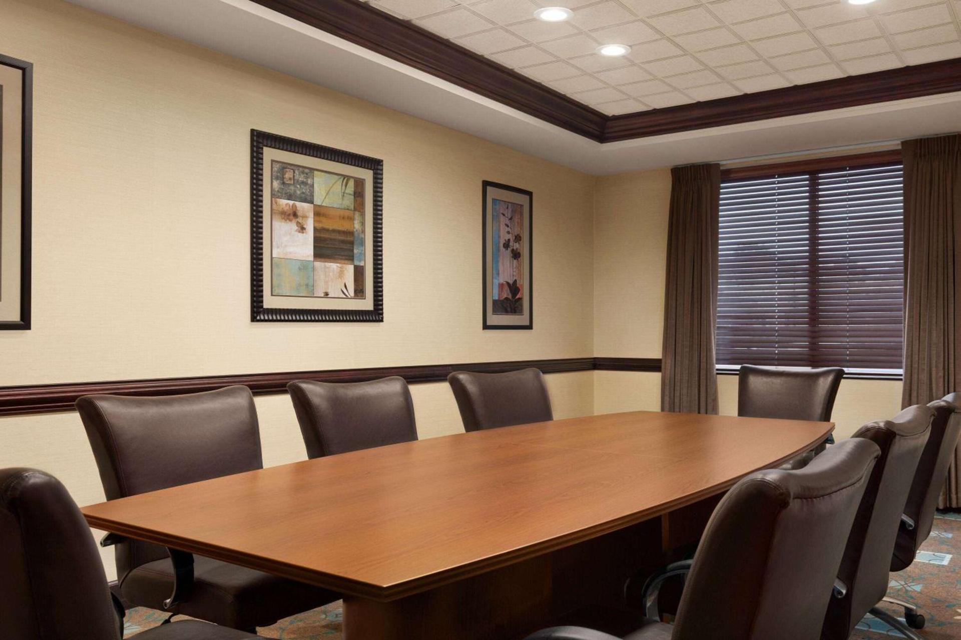 Wingate By Wyndham Southport photo 25
