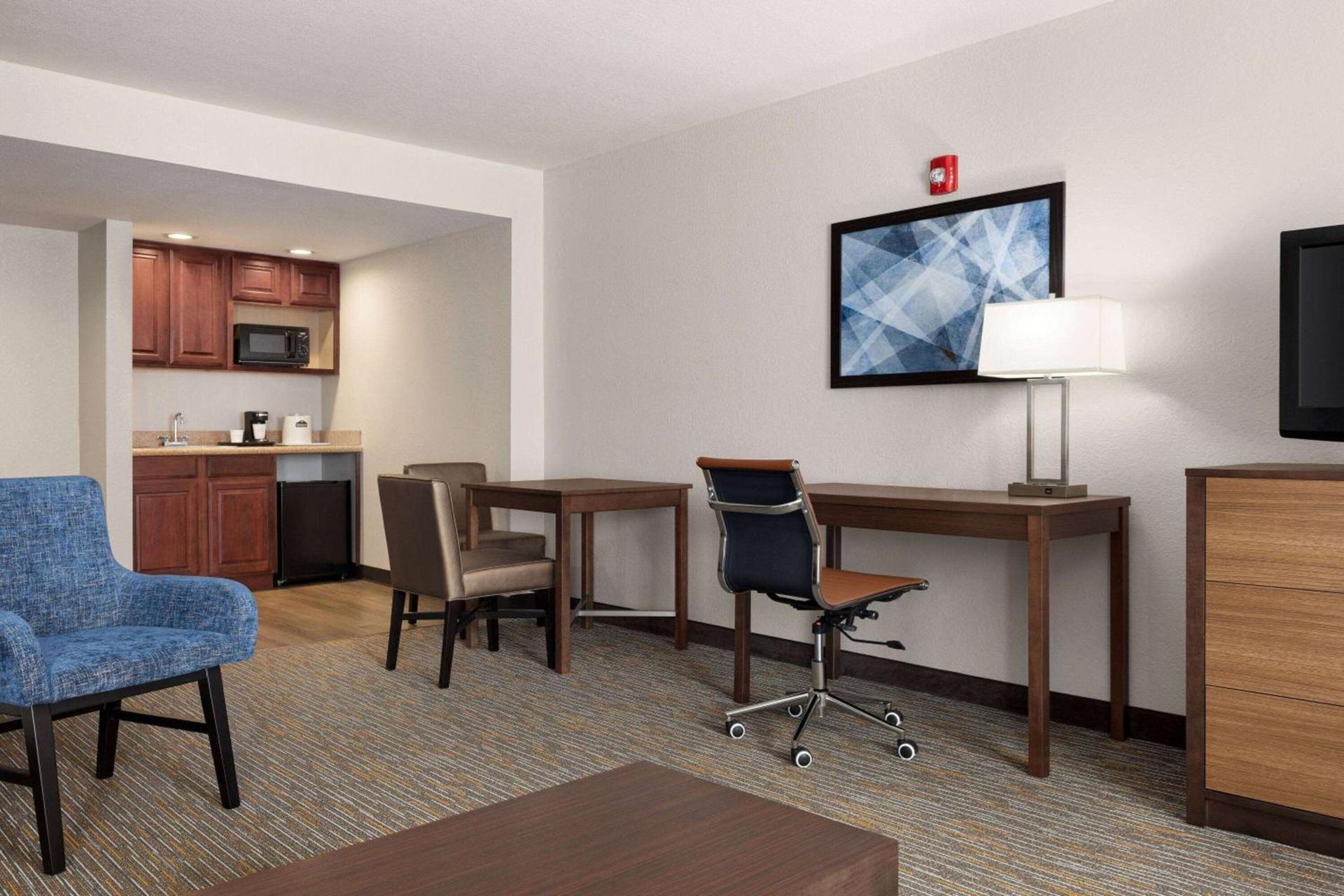 Wingate By Wyndham Southport photo 17