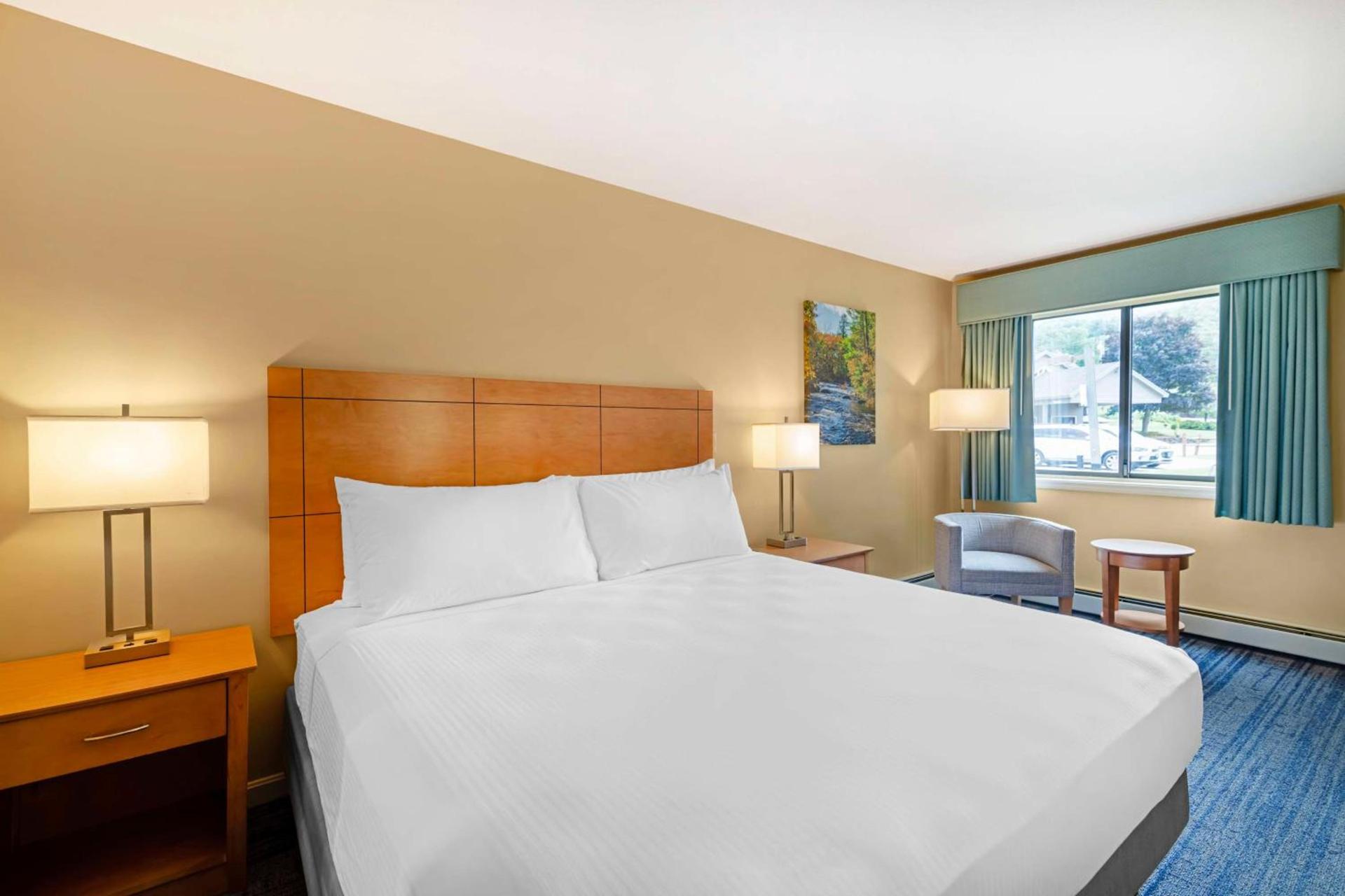 Best Western Inn & Suites Rutland-Killington photo 11