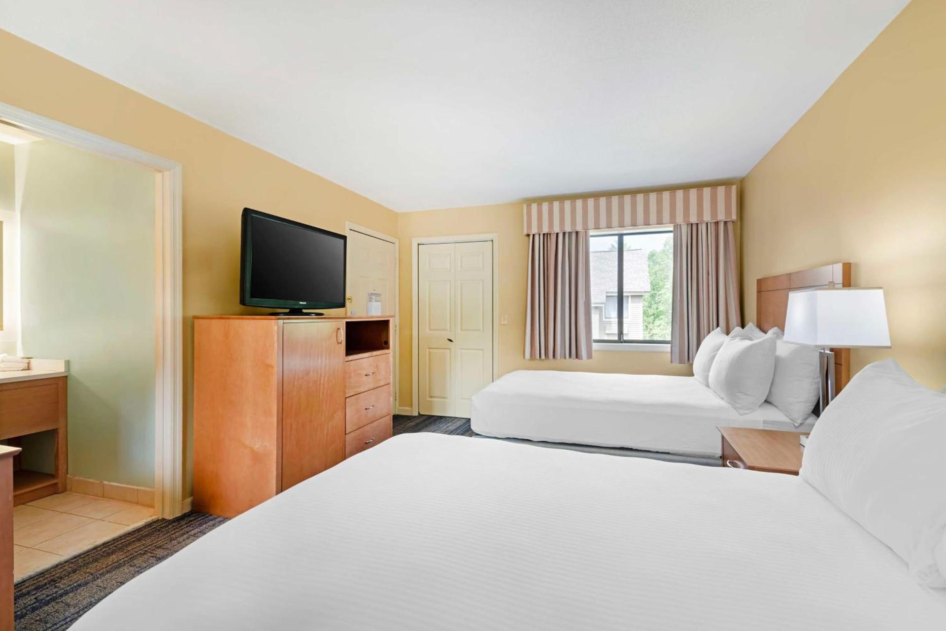 Best Western Inn & Suites Rutland-Killington photo 27