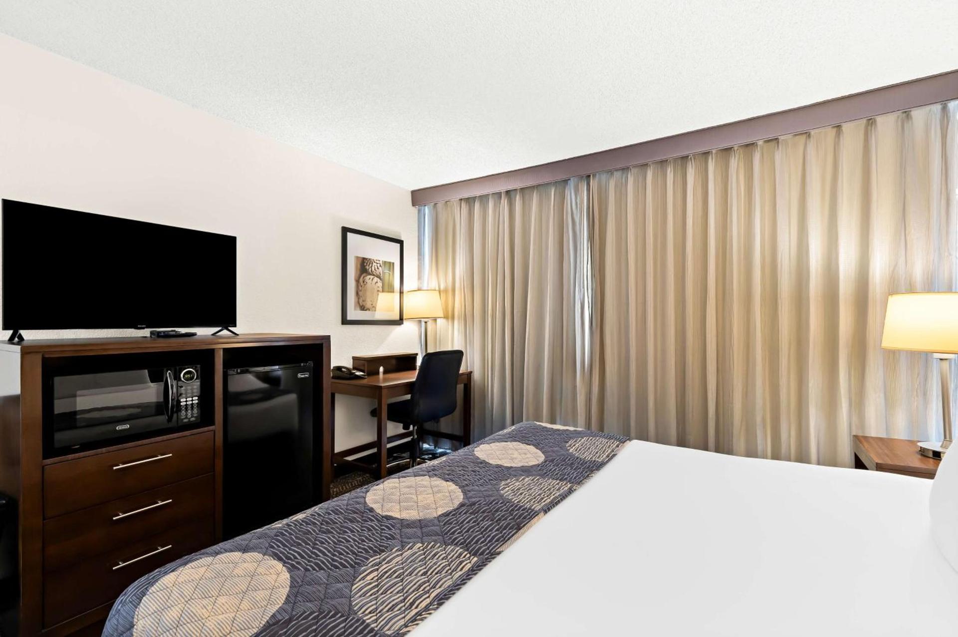 Best Western Yacht Harbor Hotel photo 14