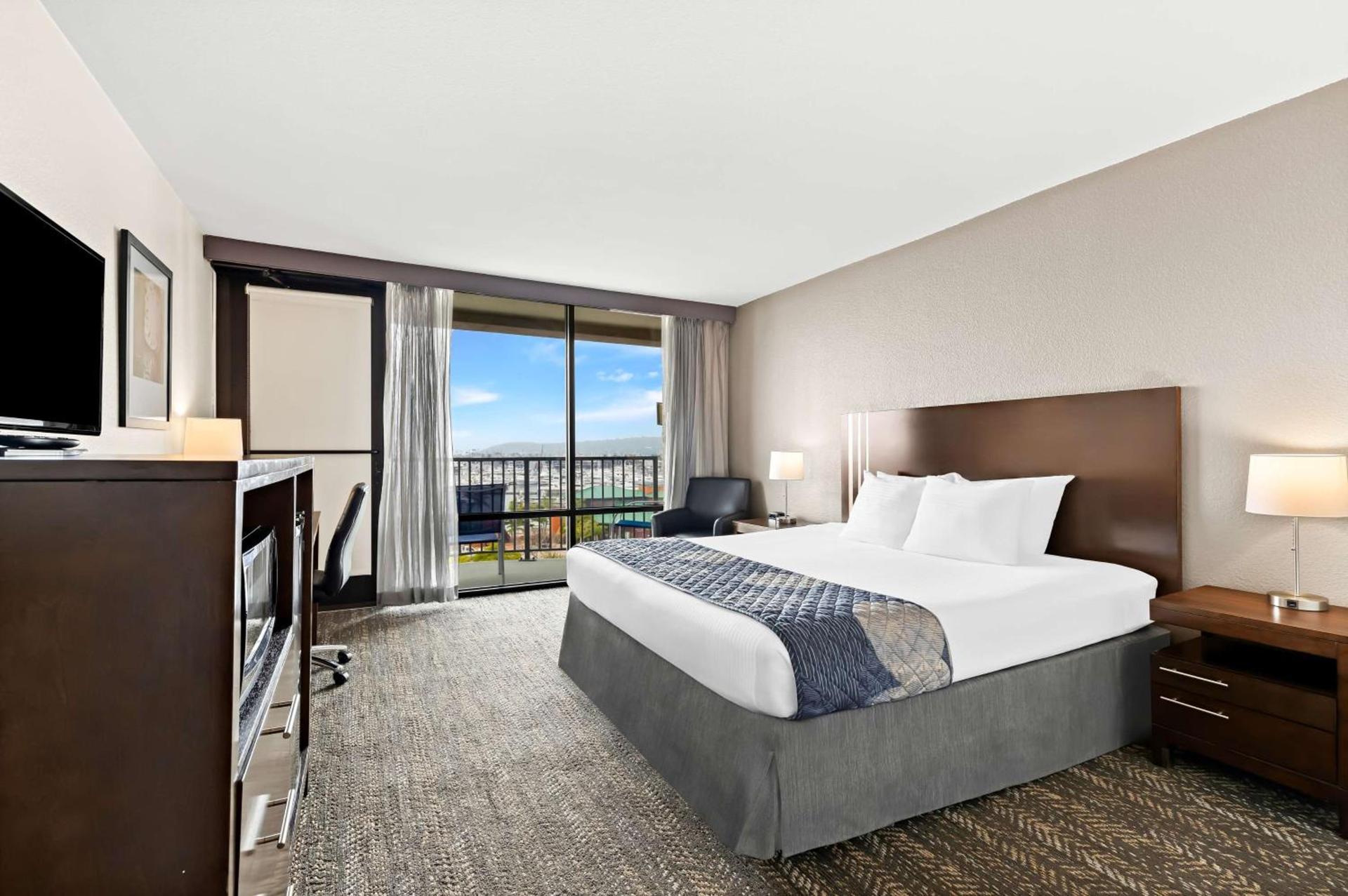 Best Western Yacht Harbor Hotel photo 16