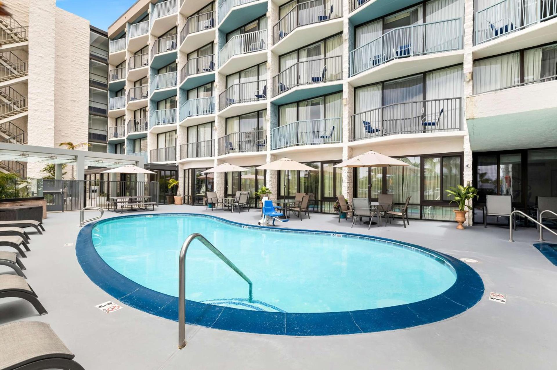 Best Western Yacht Harbor Hotel photo 10