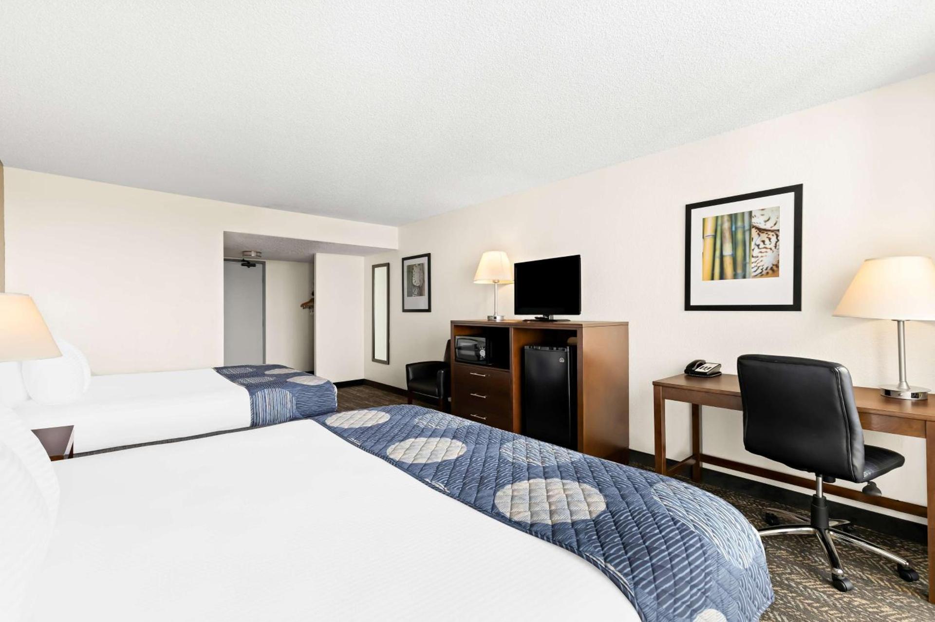 Best Western Yacht Harbor Hotel photo 26