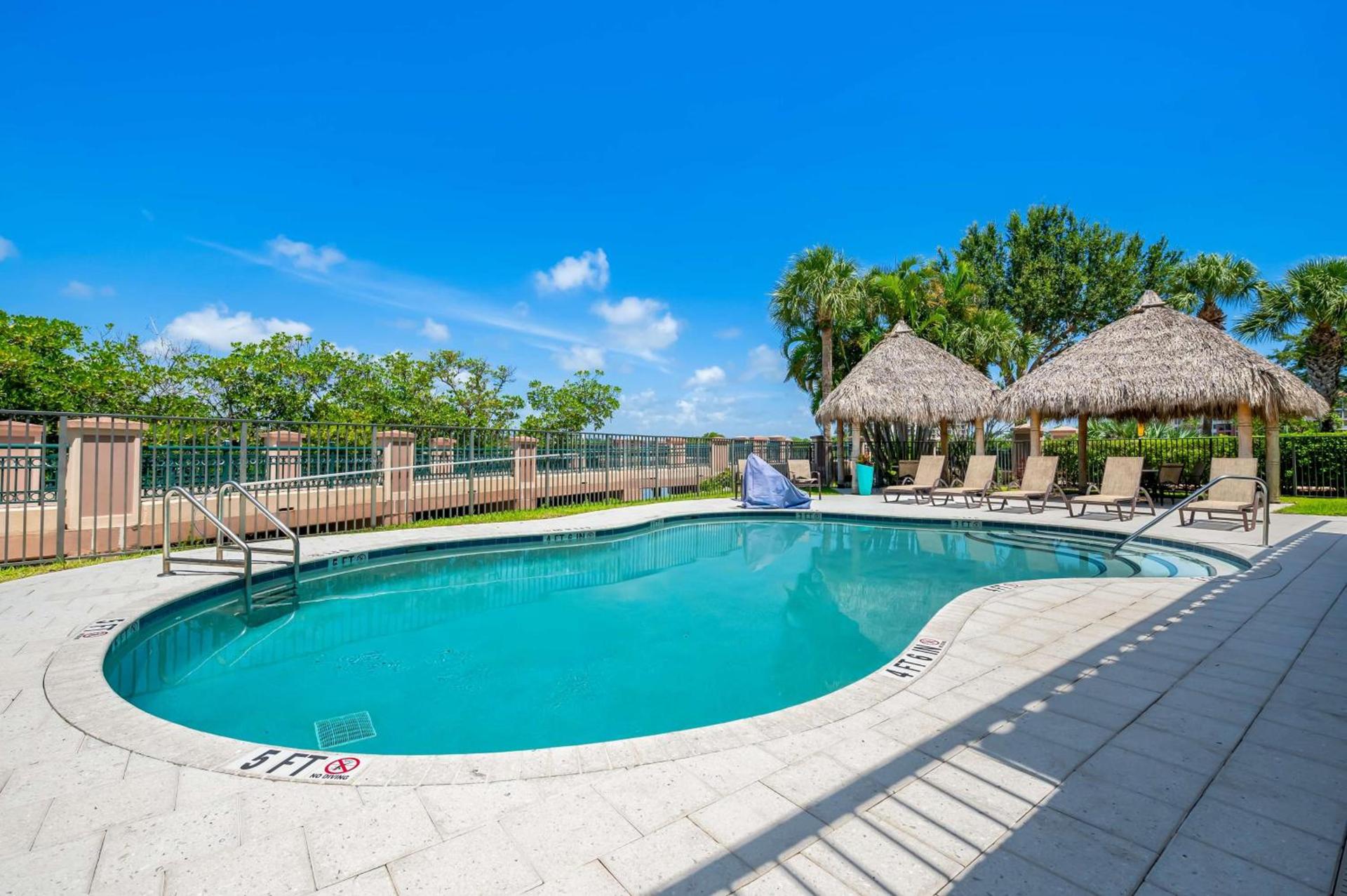 Best Western Intracoastal Inn photo 3