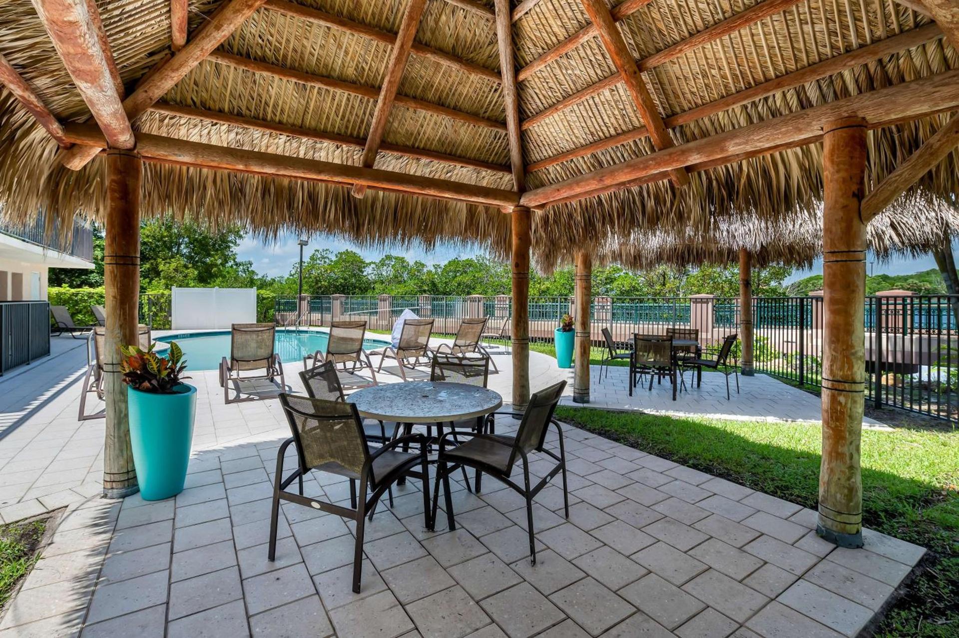 Best Western Intracoastal Inn photo 7