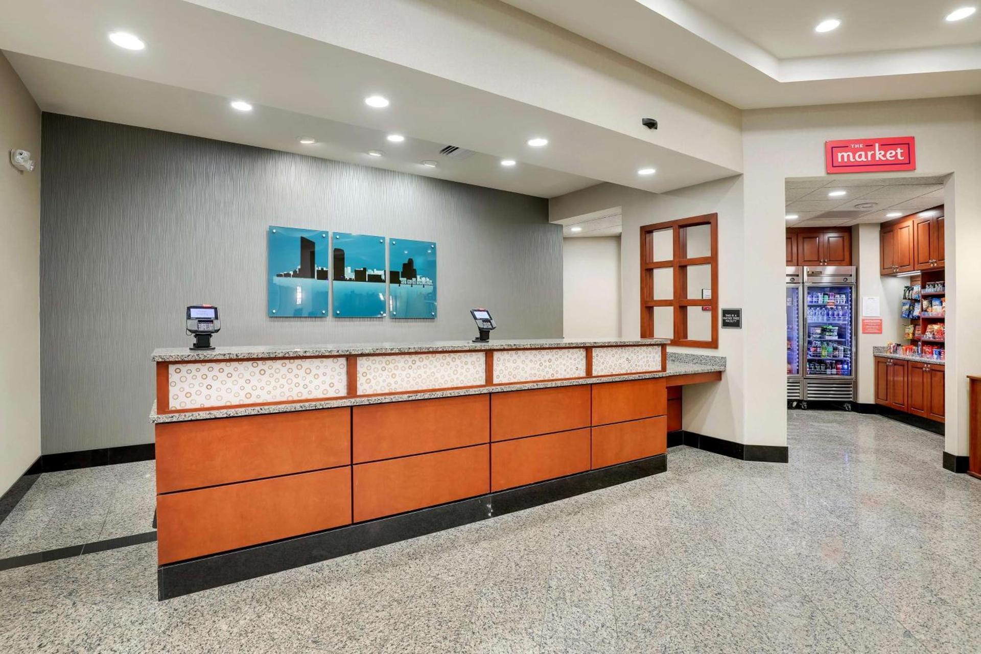 Drury Inn & Suites Grand Rapids photo 10