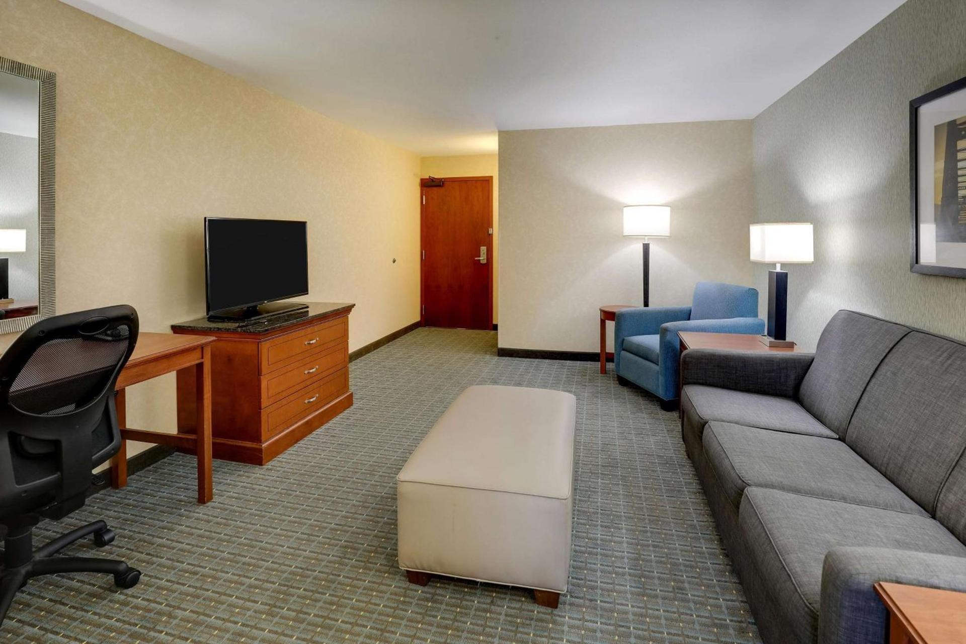 Drury Inn & Suites Grand Rapids photo 21