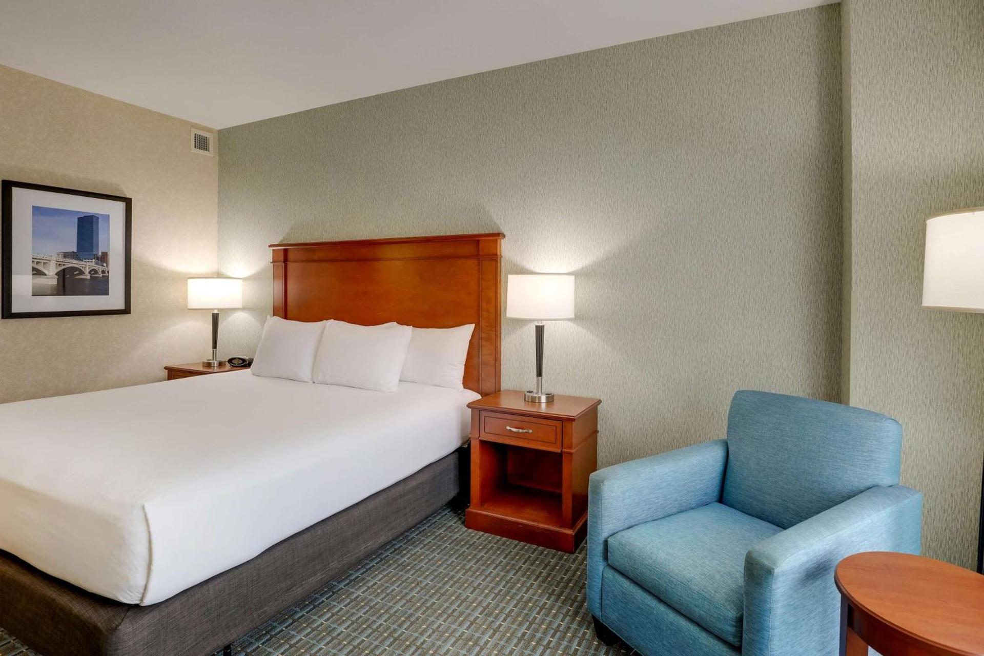 Drury Inn & Suites Grand Rapids photo 31
