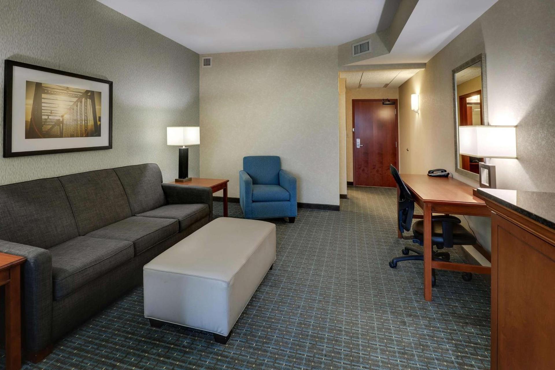 Drury Inn & Suites Grand Rapids photo 33