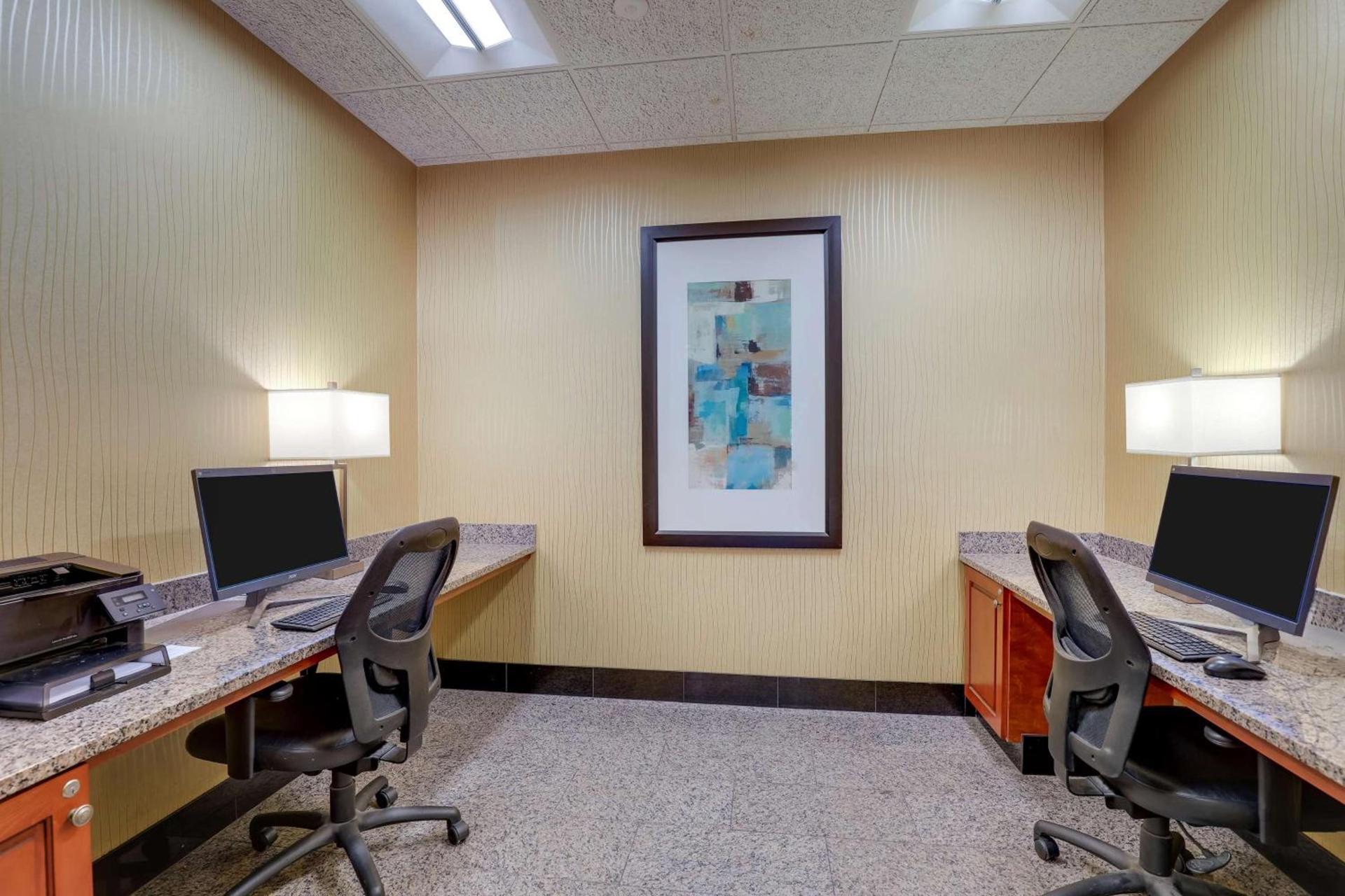 Drury Inn & Suites Grand Rapids photo 47