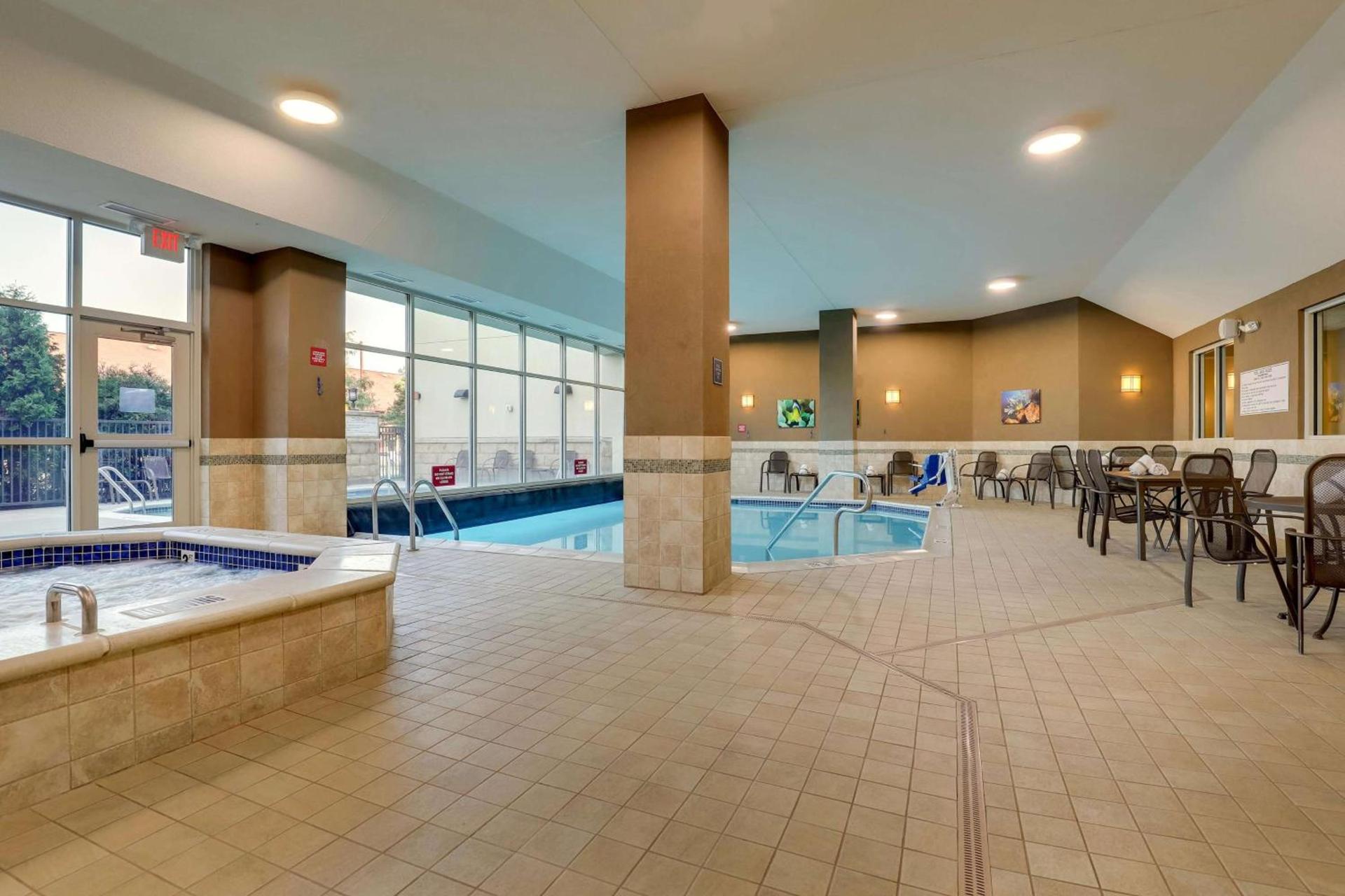 Drury Inn & Suites Grand Rapids photo 49