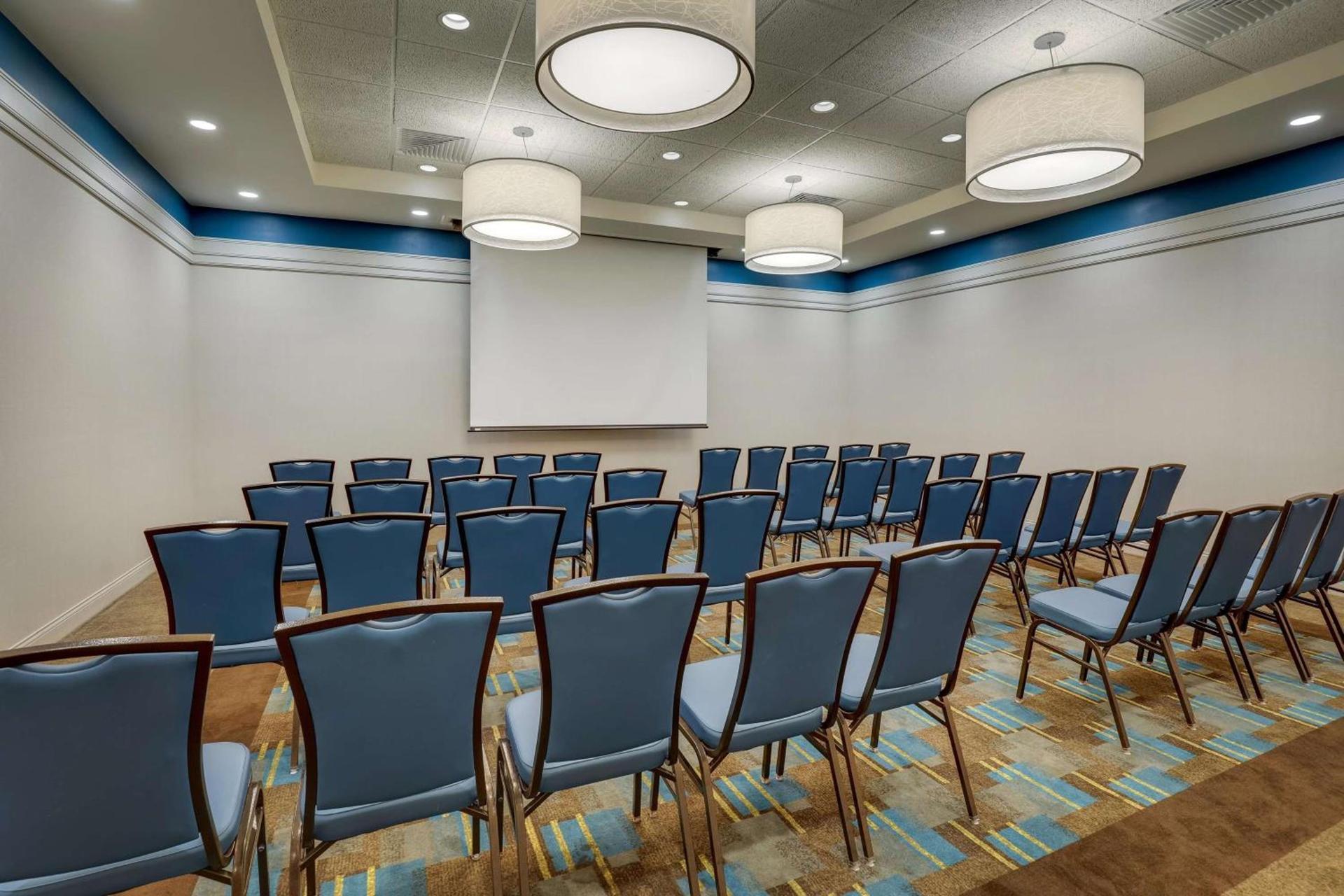 Drury Inn & Suites Grand Rapids photo 55