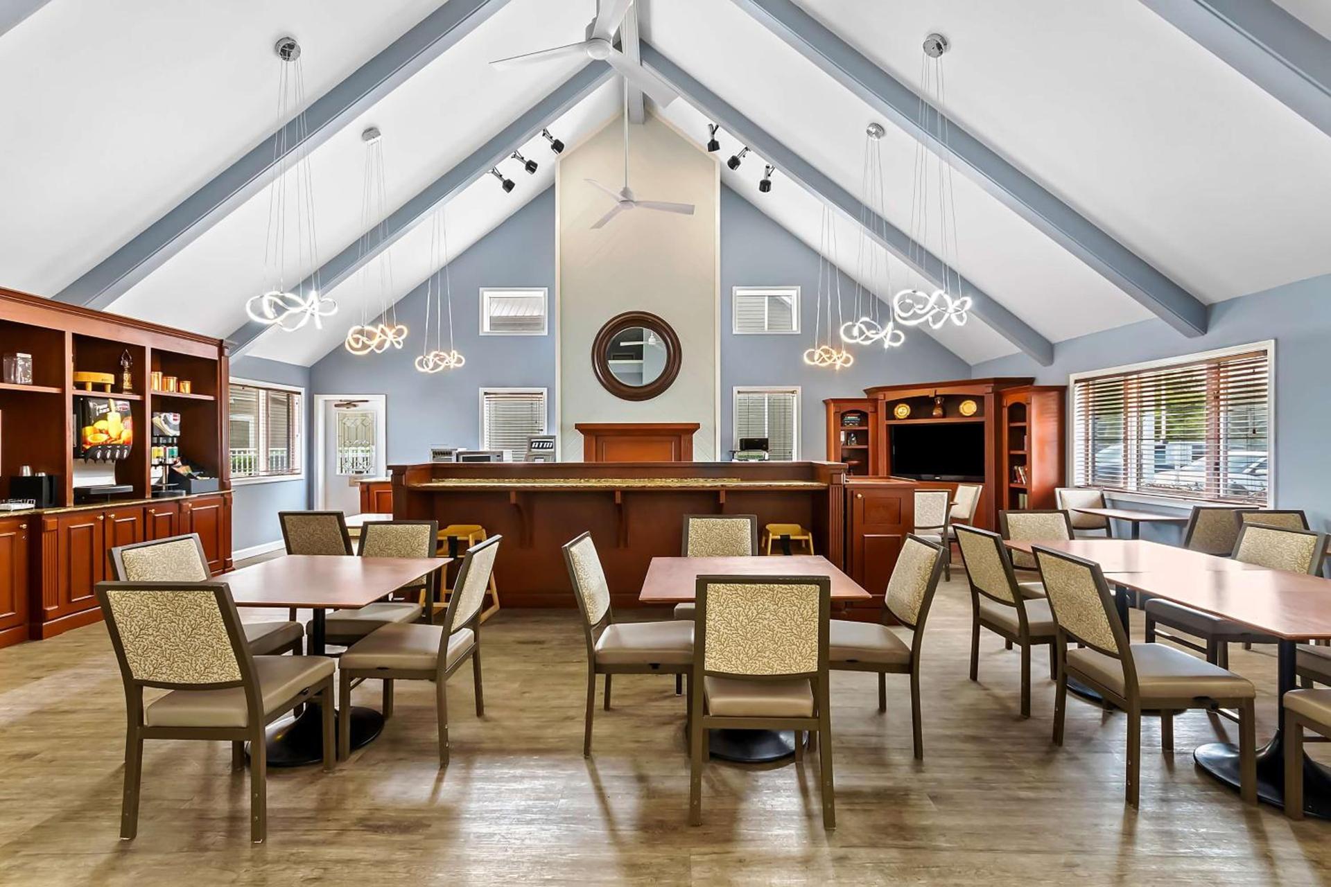 SureStay Studio by Best Western Pensacola photo 8