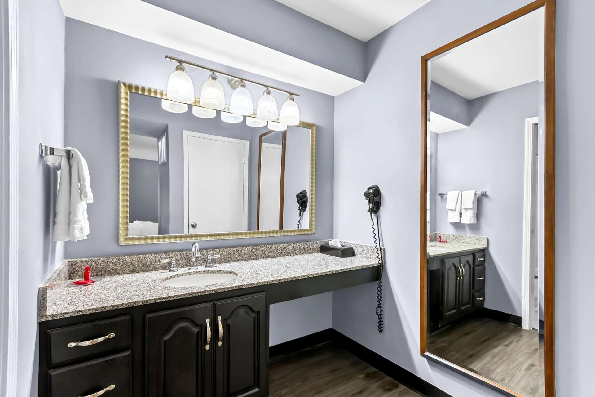 SureStay Studio by Best Western Pensacola photo 33