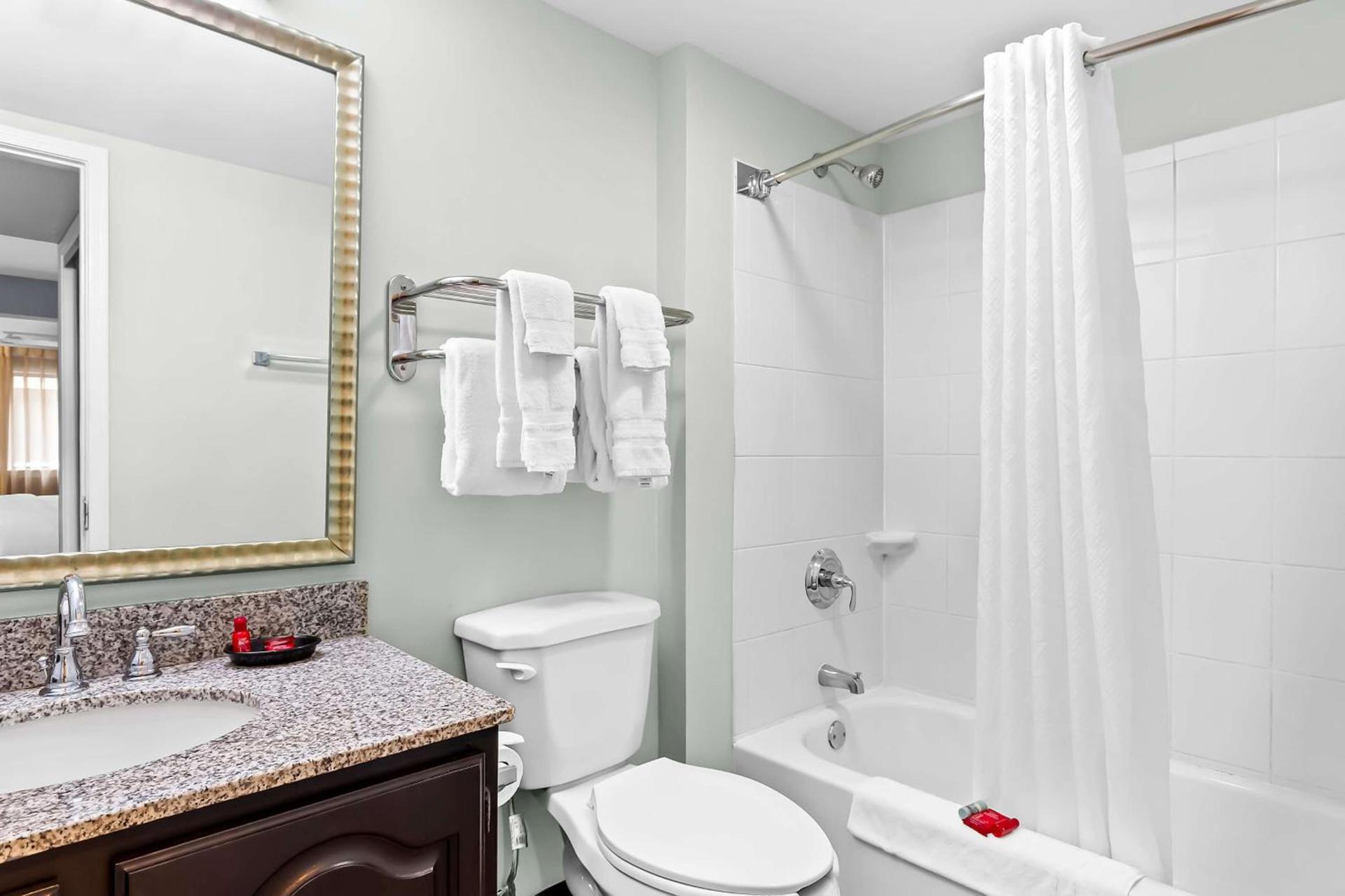SureStay Studio by Best Western Pensacola photo 35
