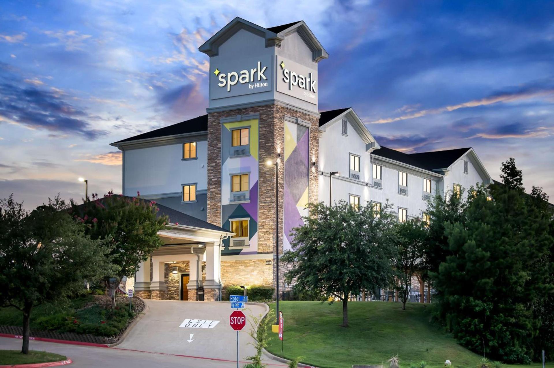Spark By Hilton Longview photo 2