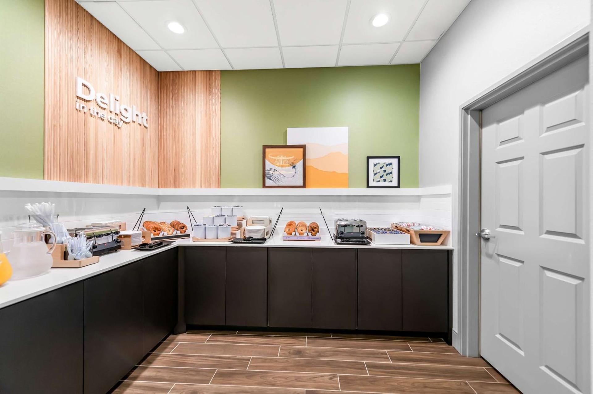Spark By Hilton Longview photo 17