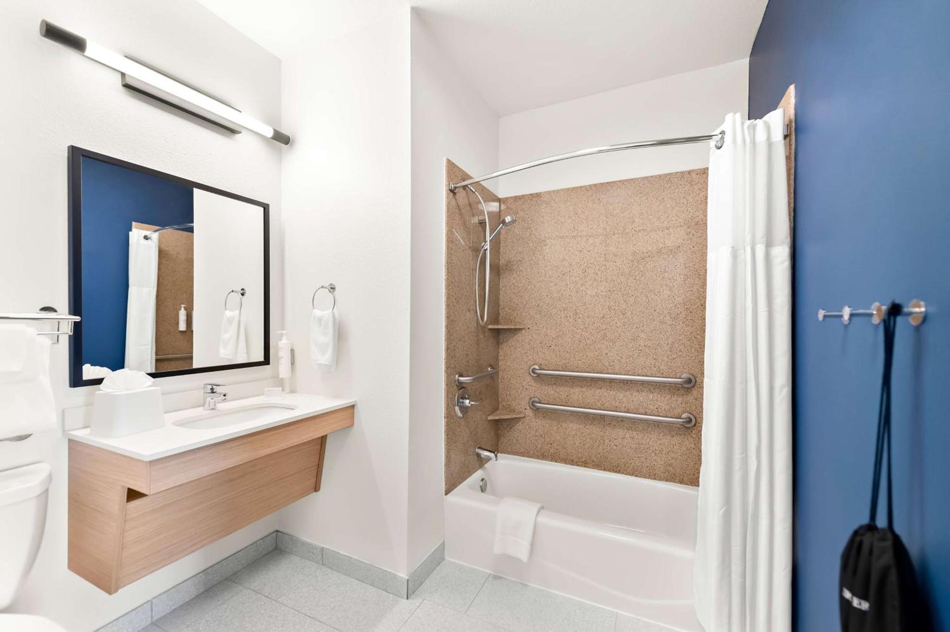 Spark By Hilton Longview photo 36