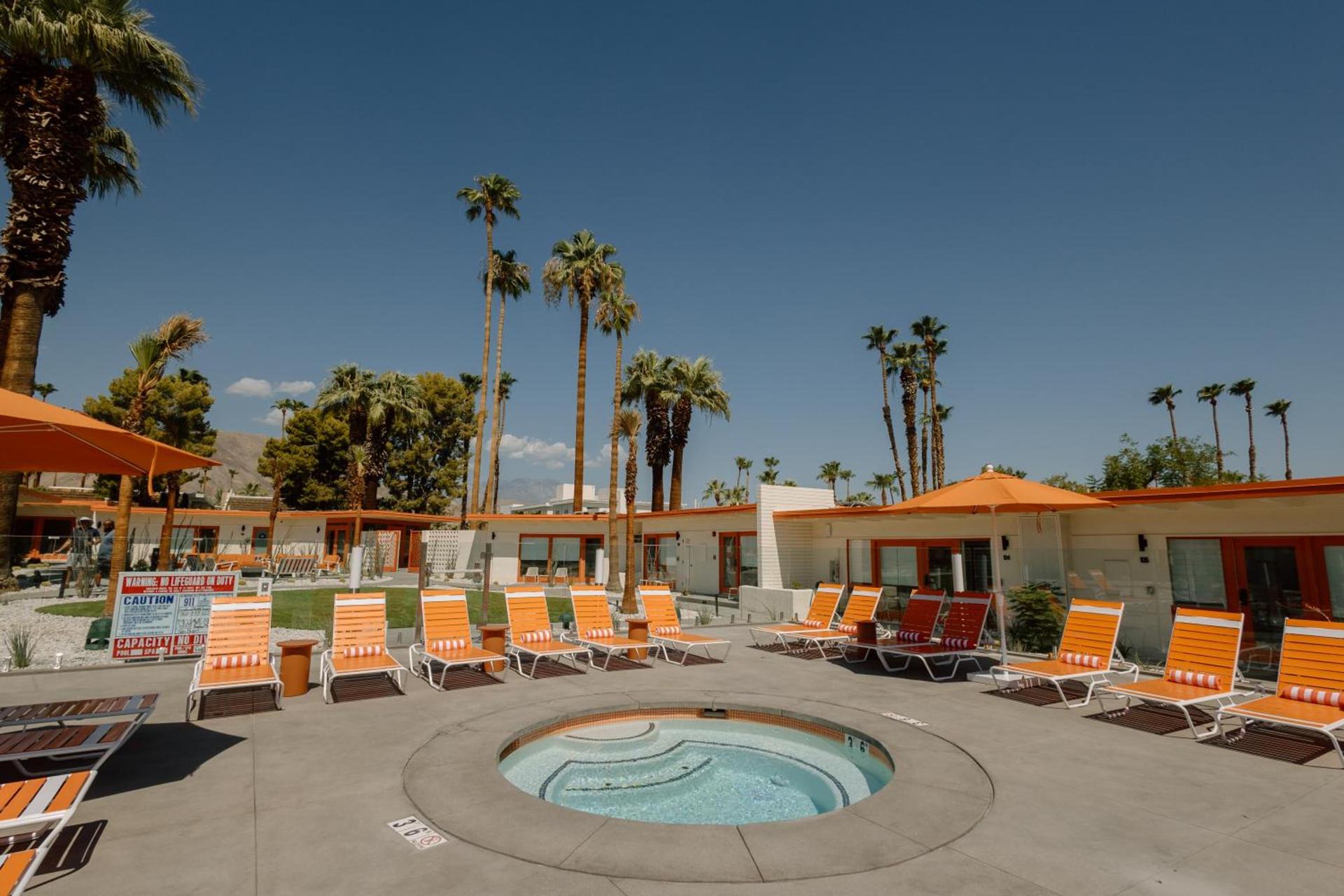 Mojave Resort - Adults Only photo 23