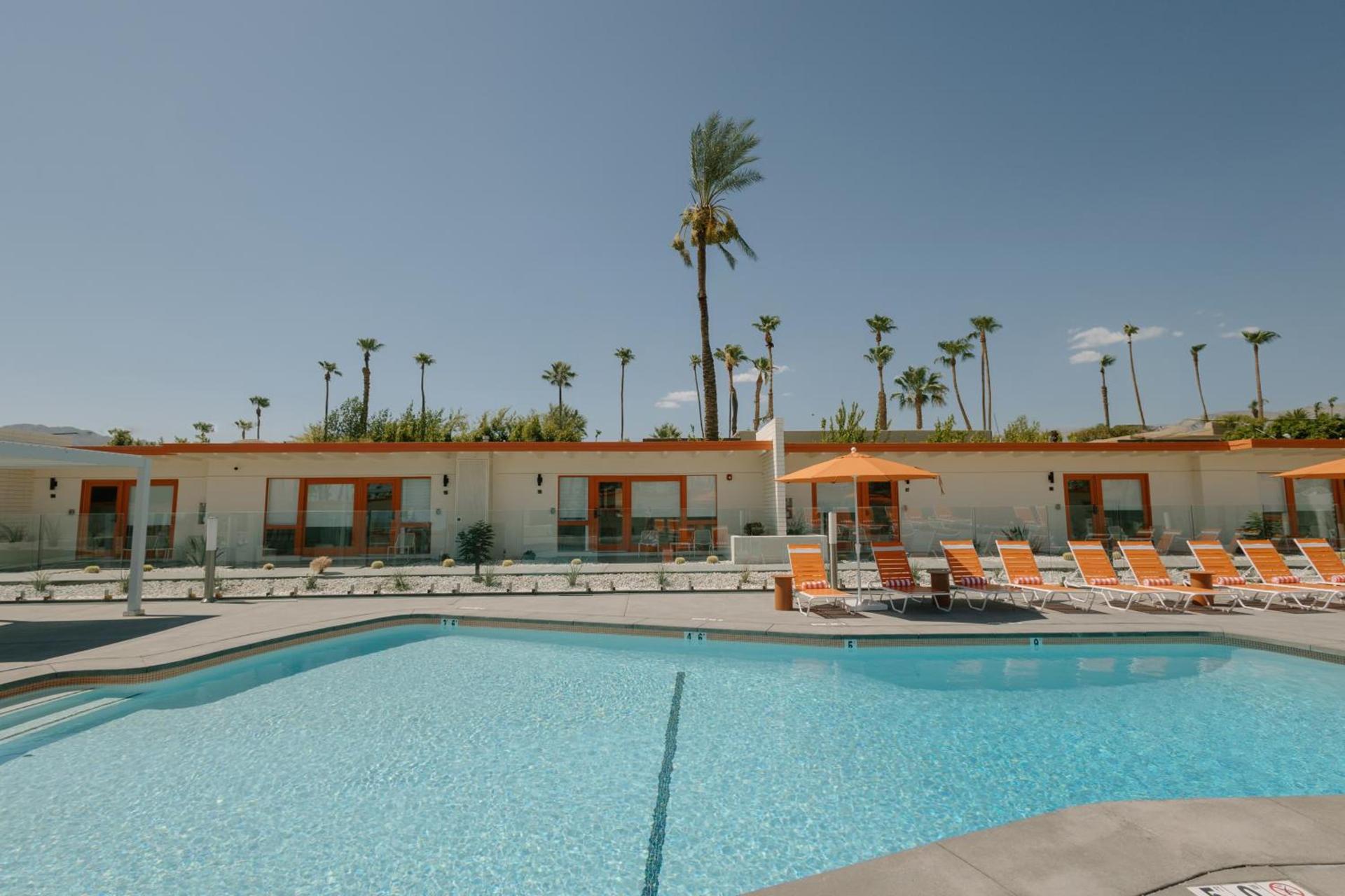 Mojave Resort - Adults Only photo 19