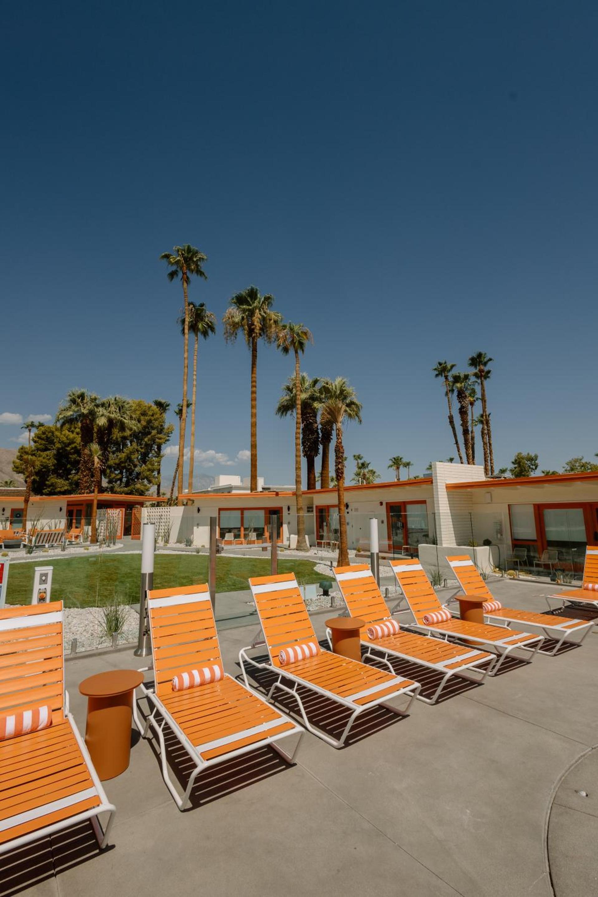 Mojave Resort - Adults Only photo 29