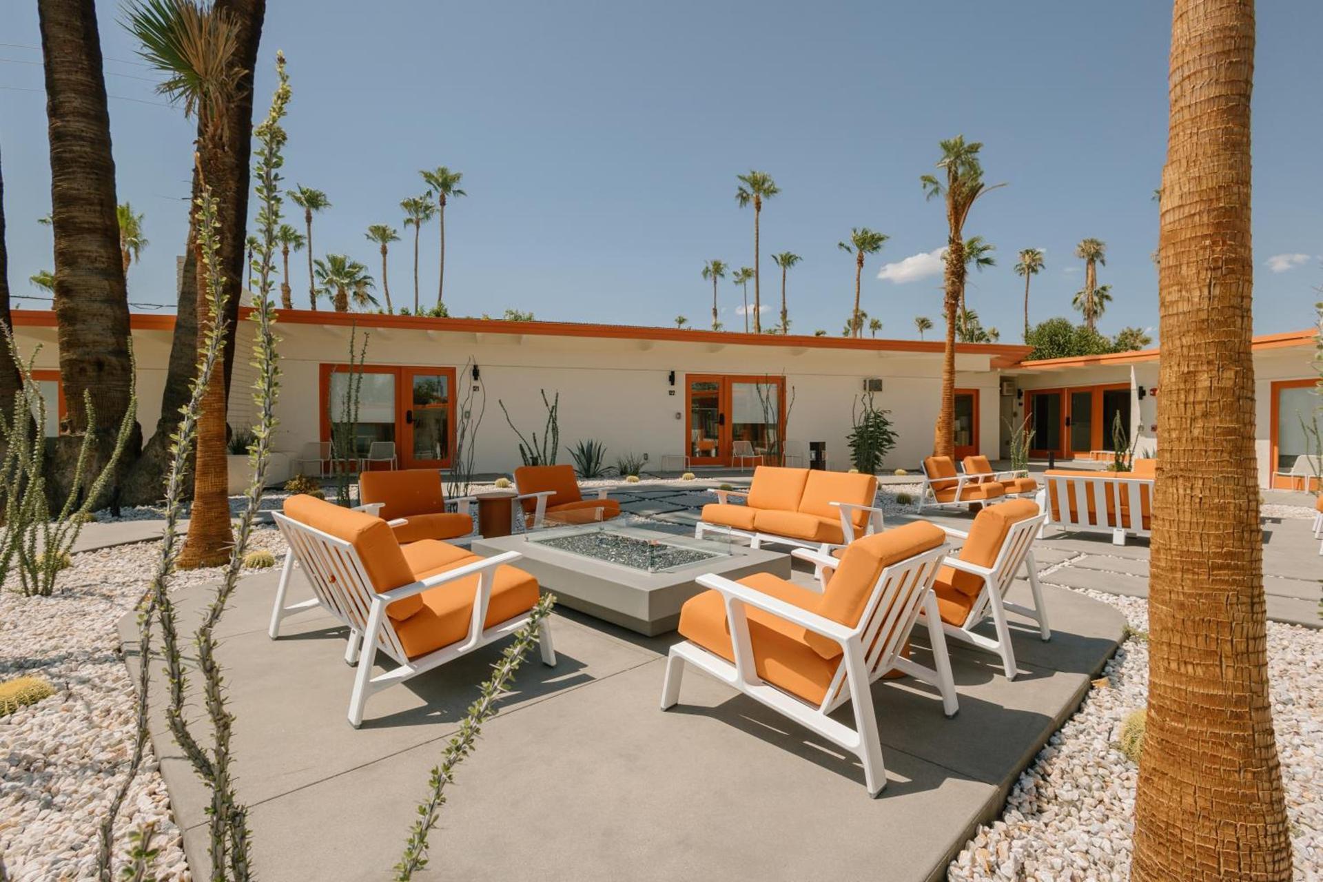 Mojave Resort - Adults Only photo 26