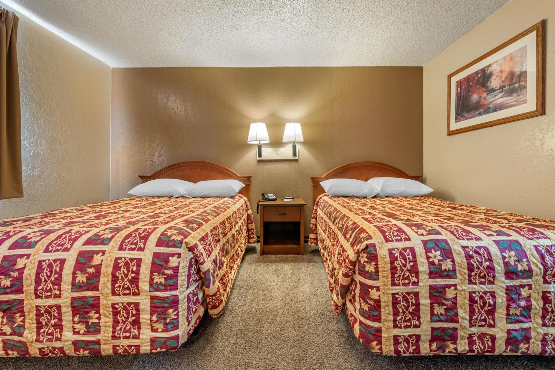 Pueblo Inn photo 7