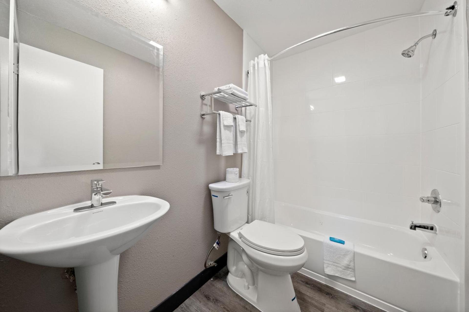 Southern Suites Columbus photo 14