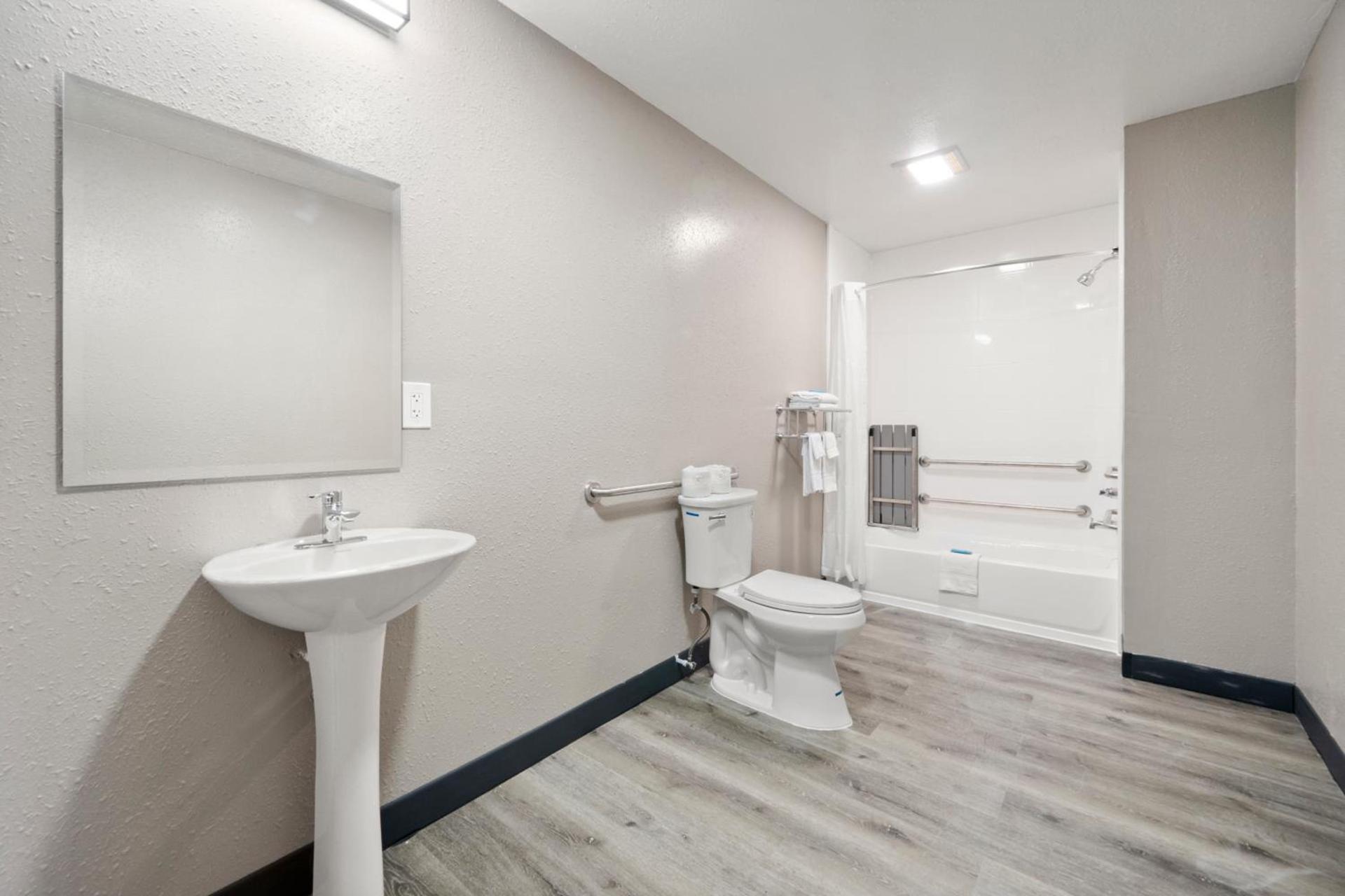 Southern Suites Columbus photo 11