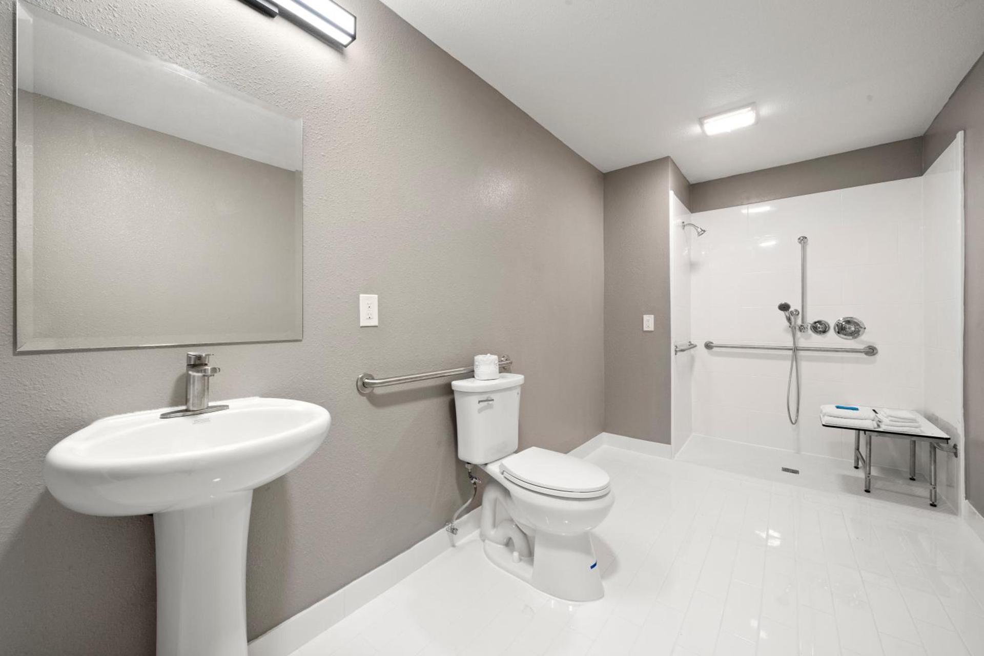Southern Suites Columbus photo 21