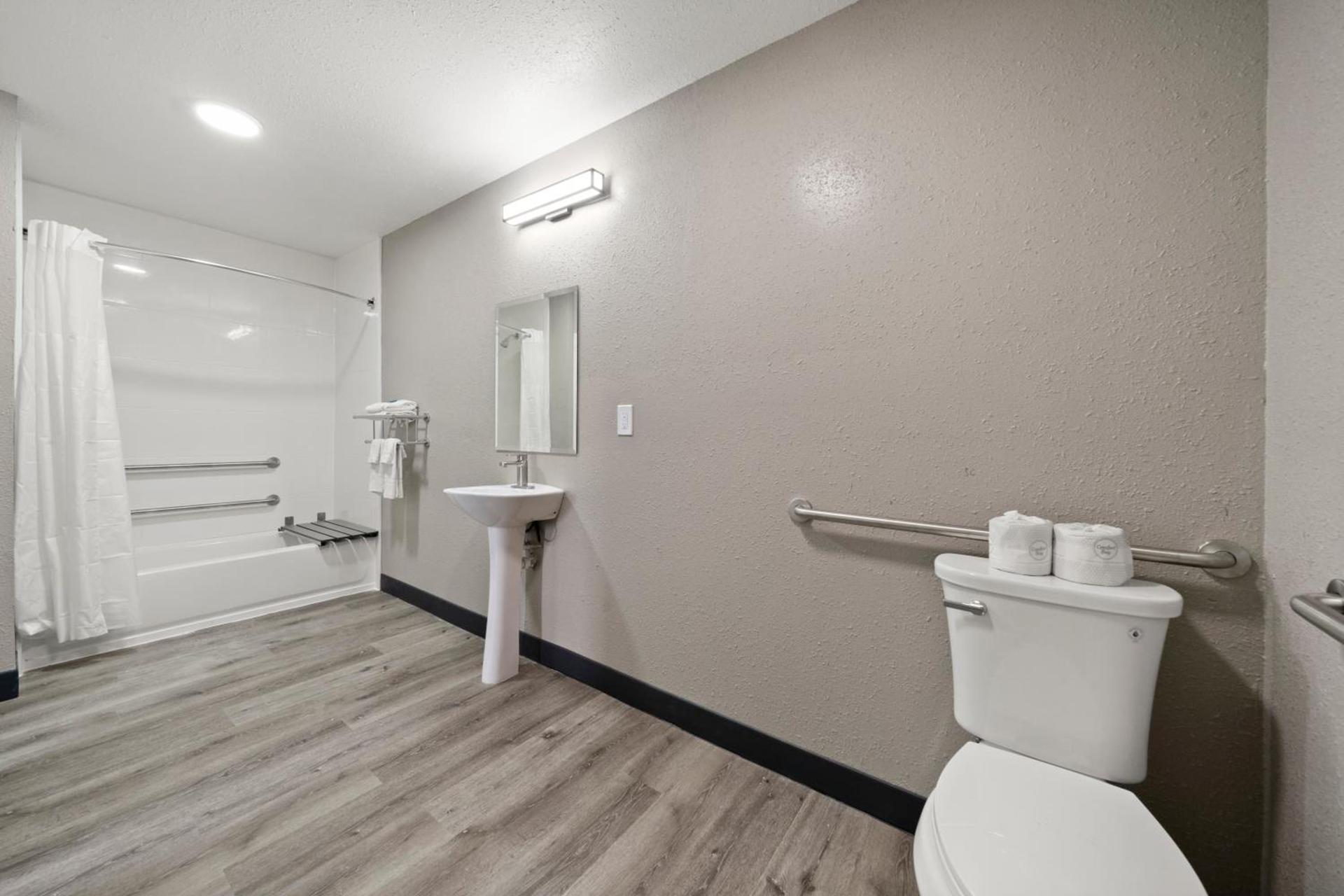 Southern Suites Columbus photo 12
